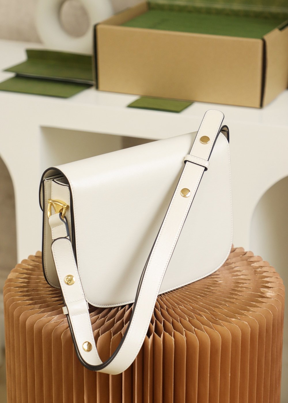 ArtsLuxury | Luxury Boutique