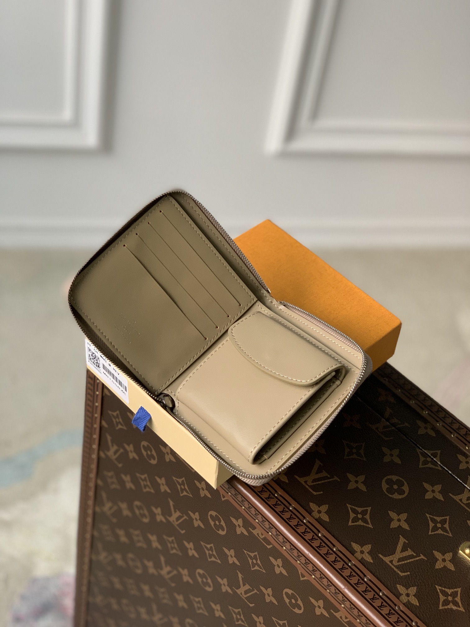 ArtsLuxury | Luxury Boutique