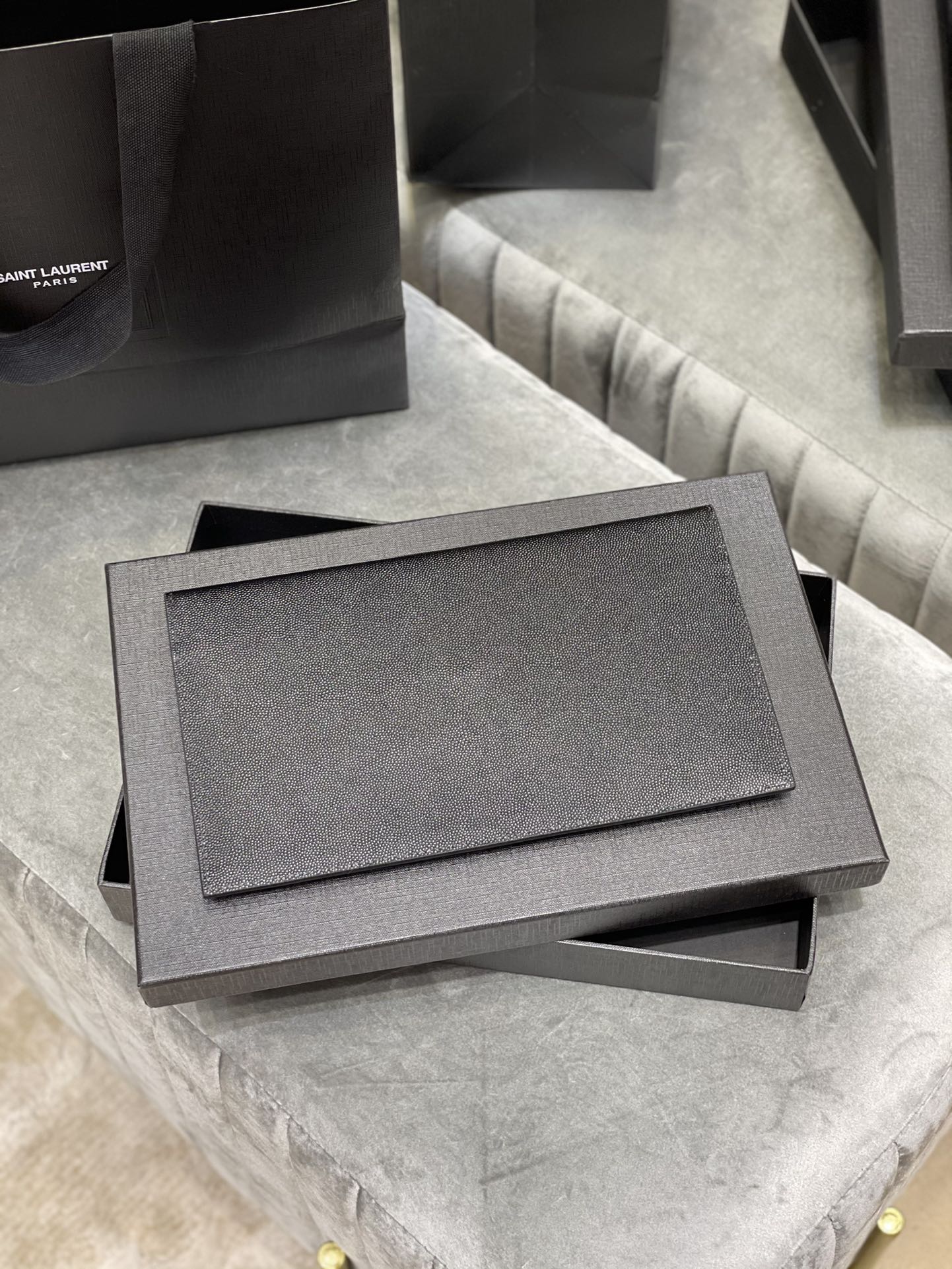 ArtsLuxury | Luxury Boutique