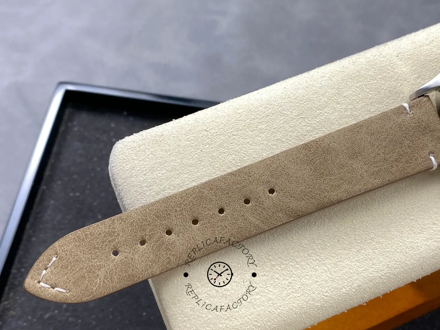 ArtsLuxury | Luxury Boutique