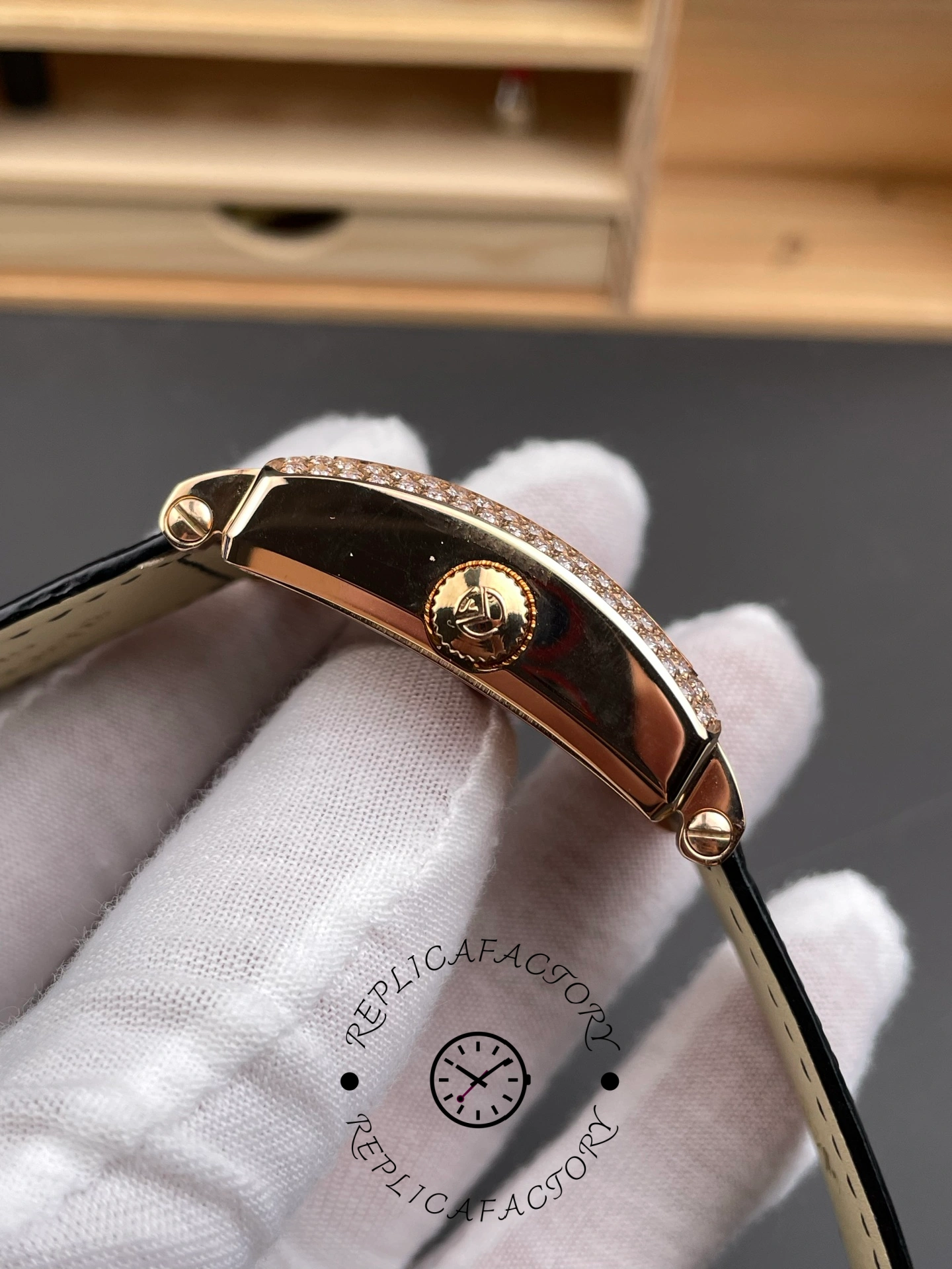 ArtsLuxury | Luxury Boutique