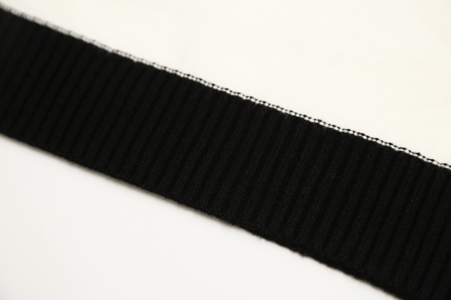 ArtsLuxury | Luxury Boutique