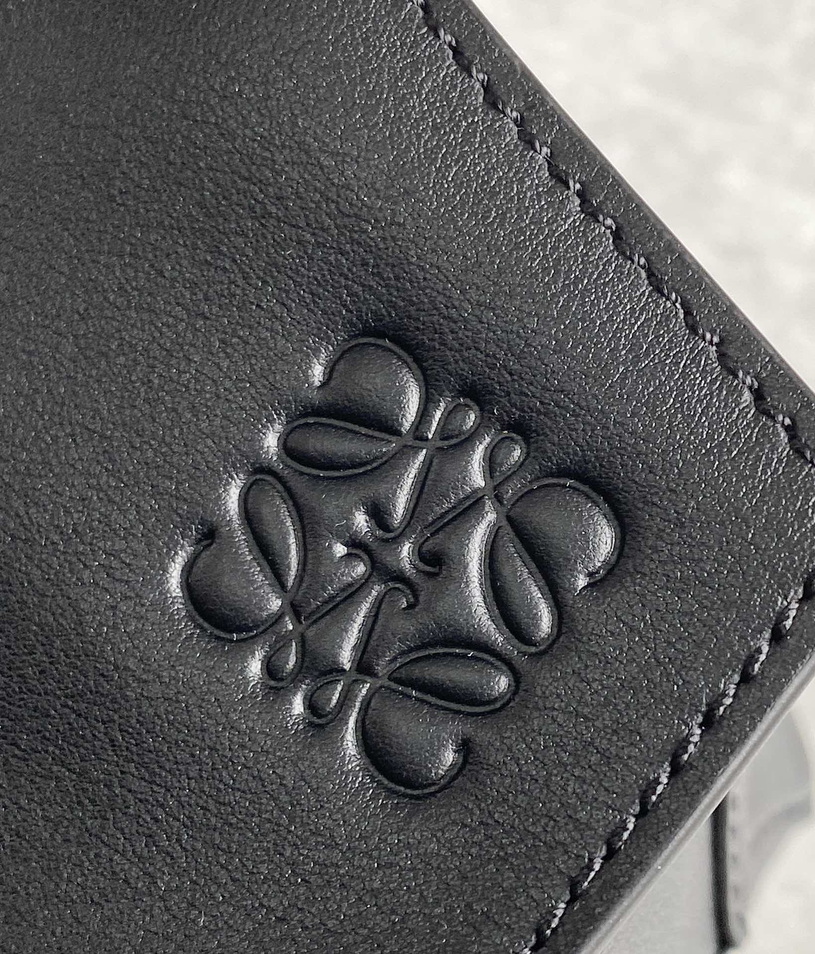 LOEWEç½—æ„�å¨�Puzzle