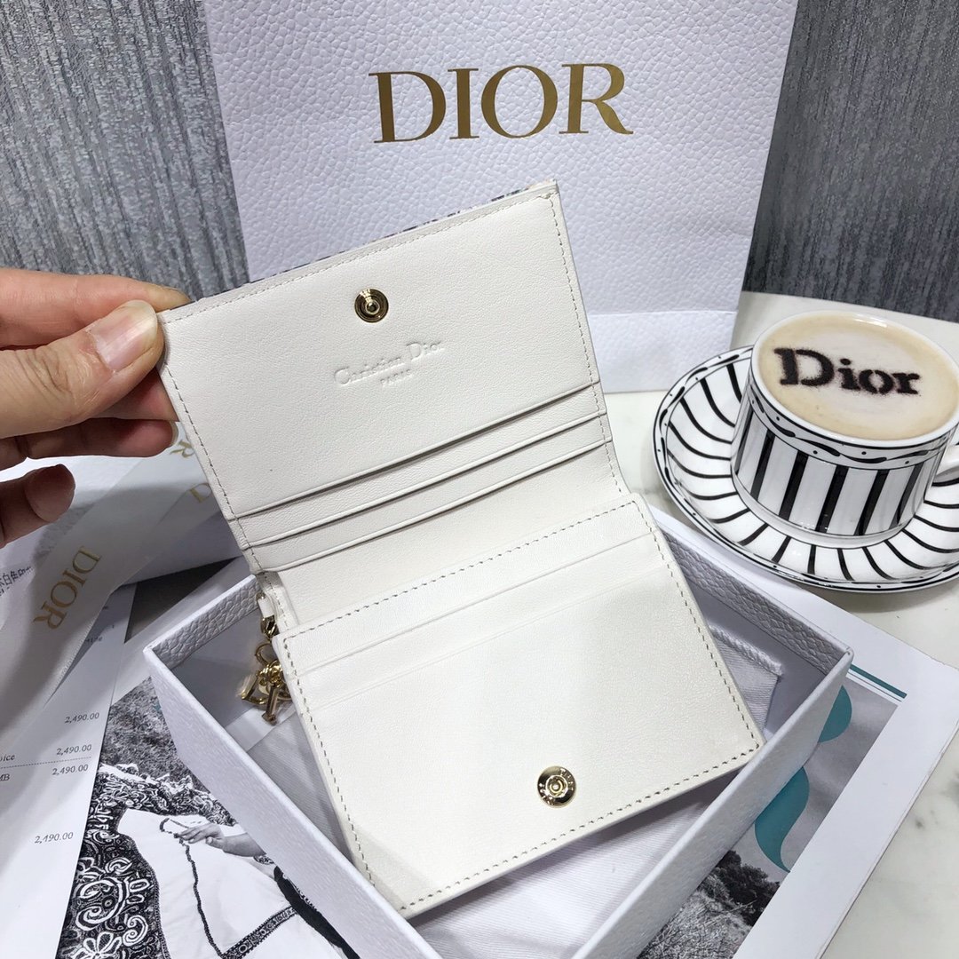 ArtsLuxury | Luxury Boutique