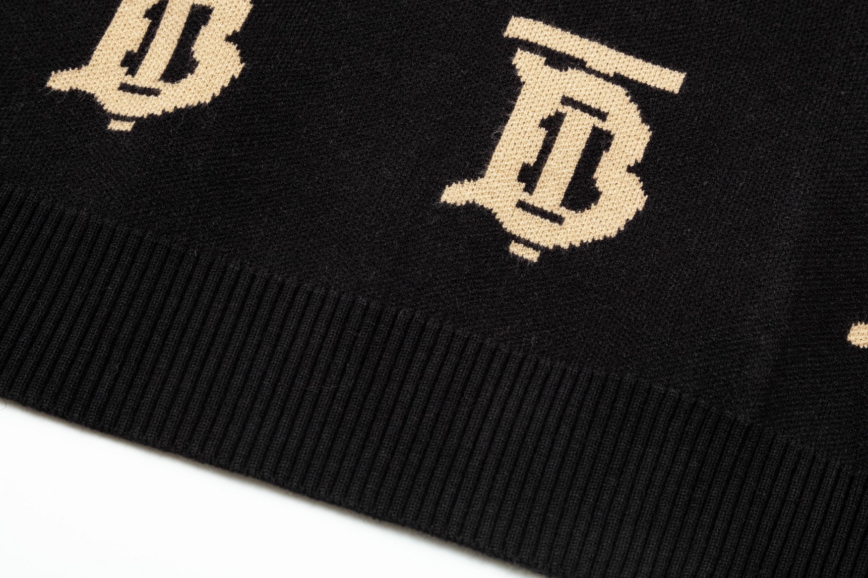 ArtsLuxury | Luxury Boutique