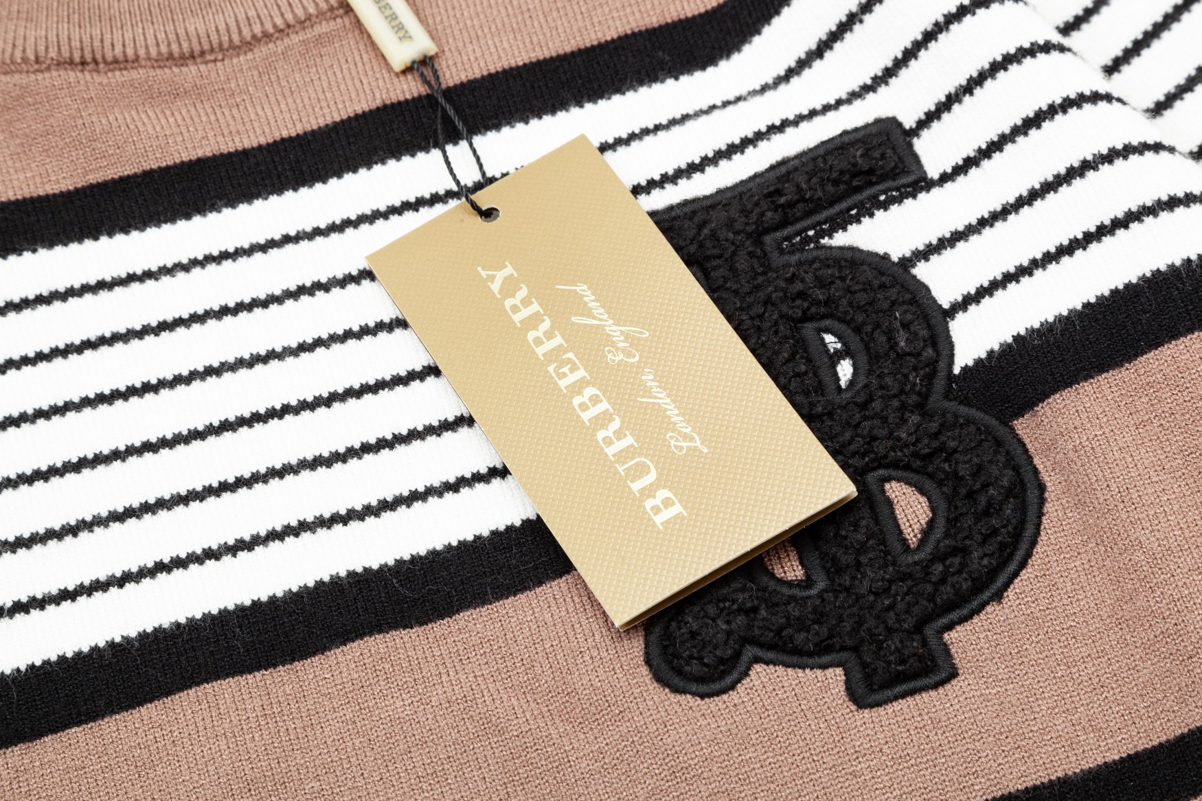 ArtsLuxury | Luxury Boutique