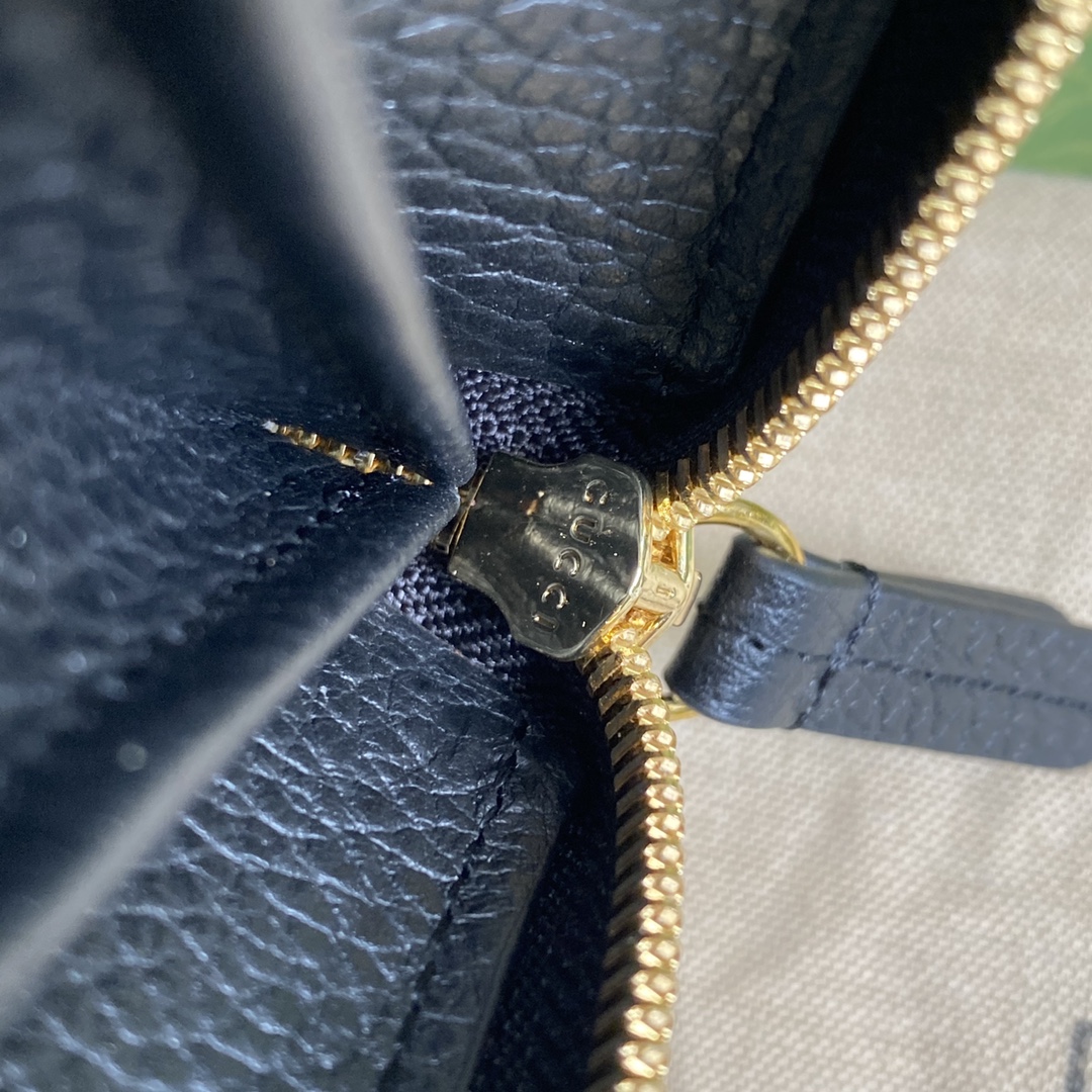 ArtsLuxury | Luxury Boutique