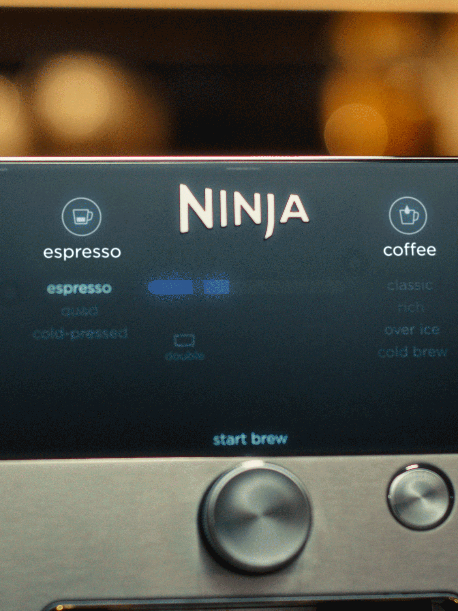 Designed to help you brew whatever you crave, Barista Assist Technology automatically adjusts brew temps, times,&nbsp;and dosage to give you a perfect results without the guesswork.