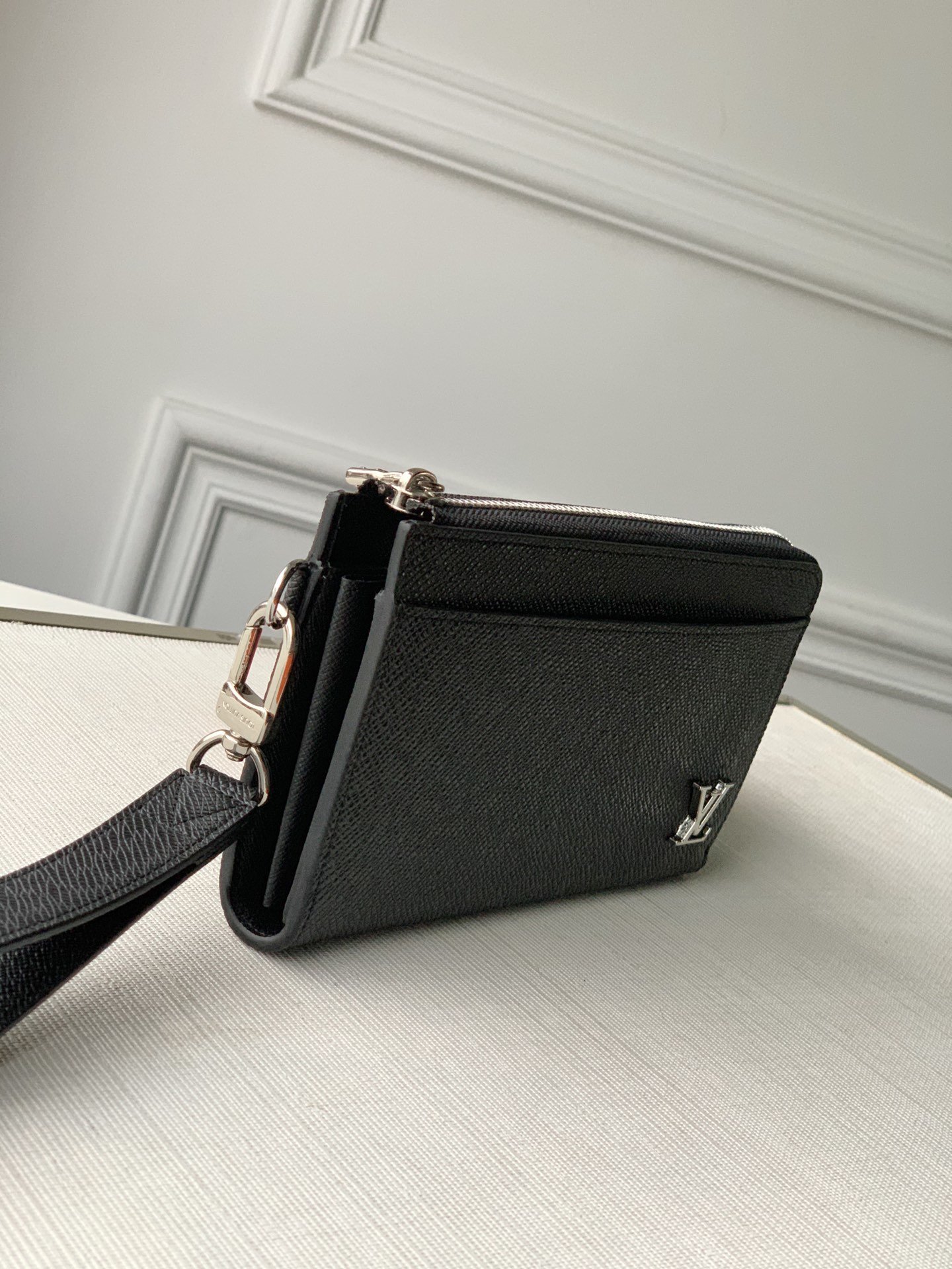 ArtsLuxury | Luxury Boutique