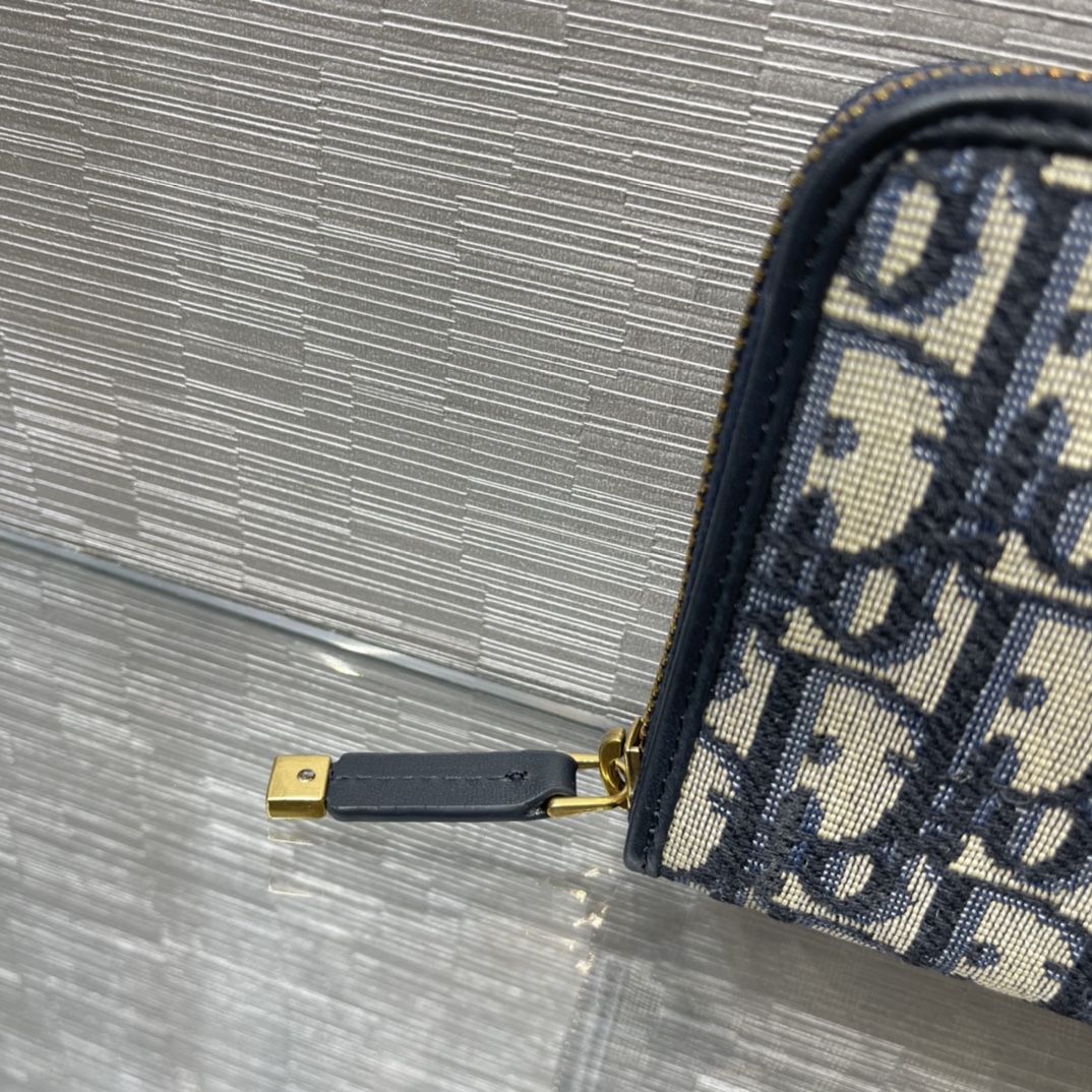 ArtsLuxury | Luxury Boutique