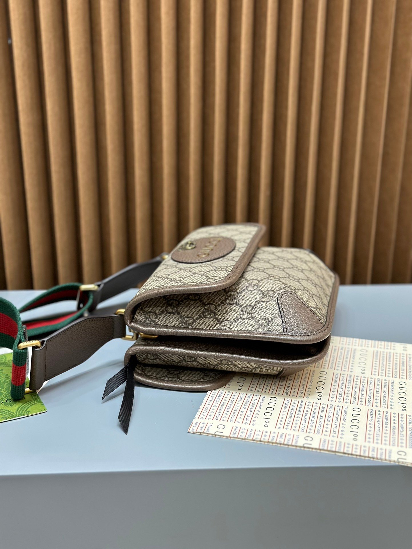 ArtsLuxury | Luxury Boutique