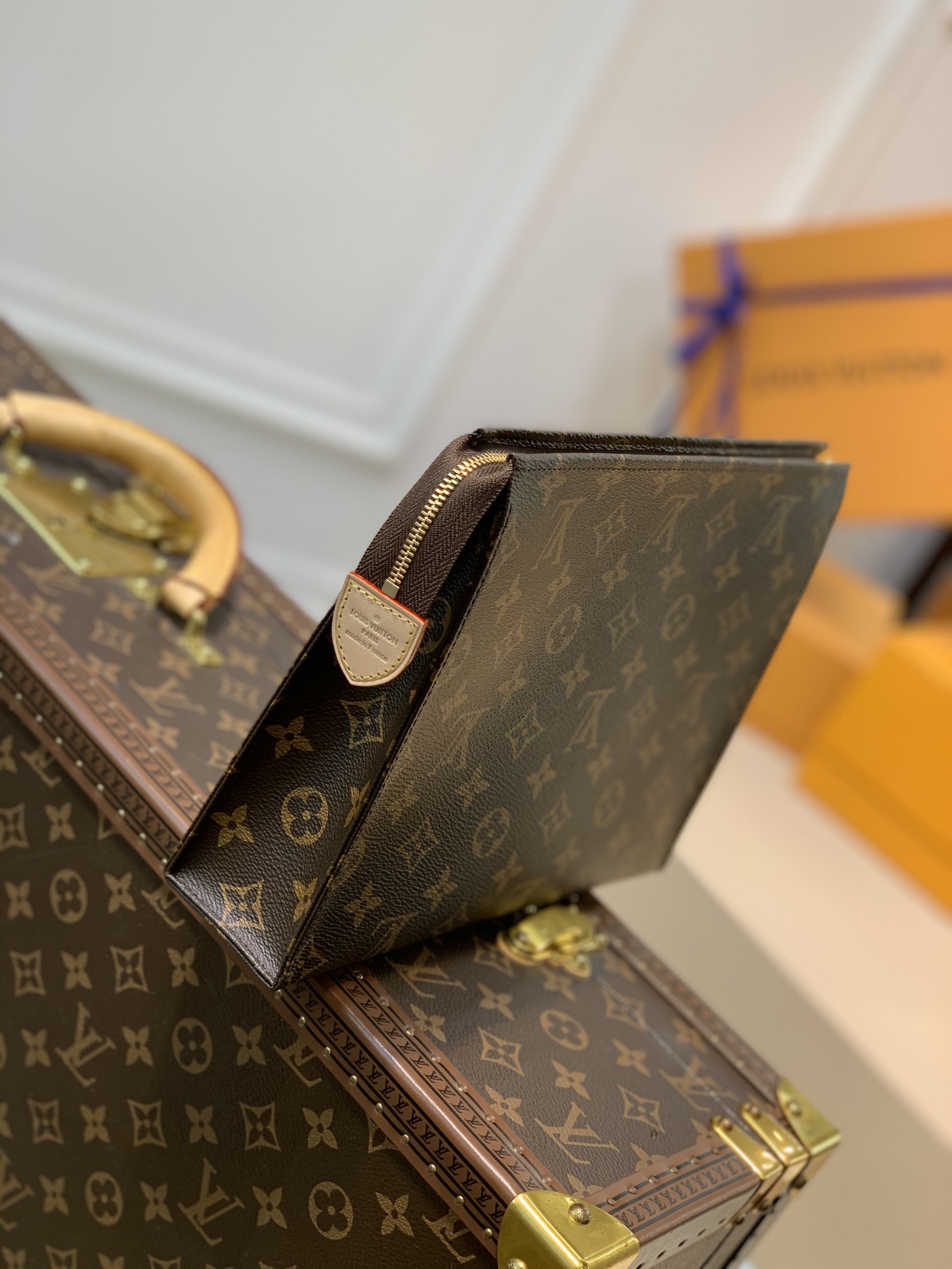 ArtsLuxury | Luxury Boutique