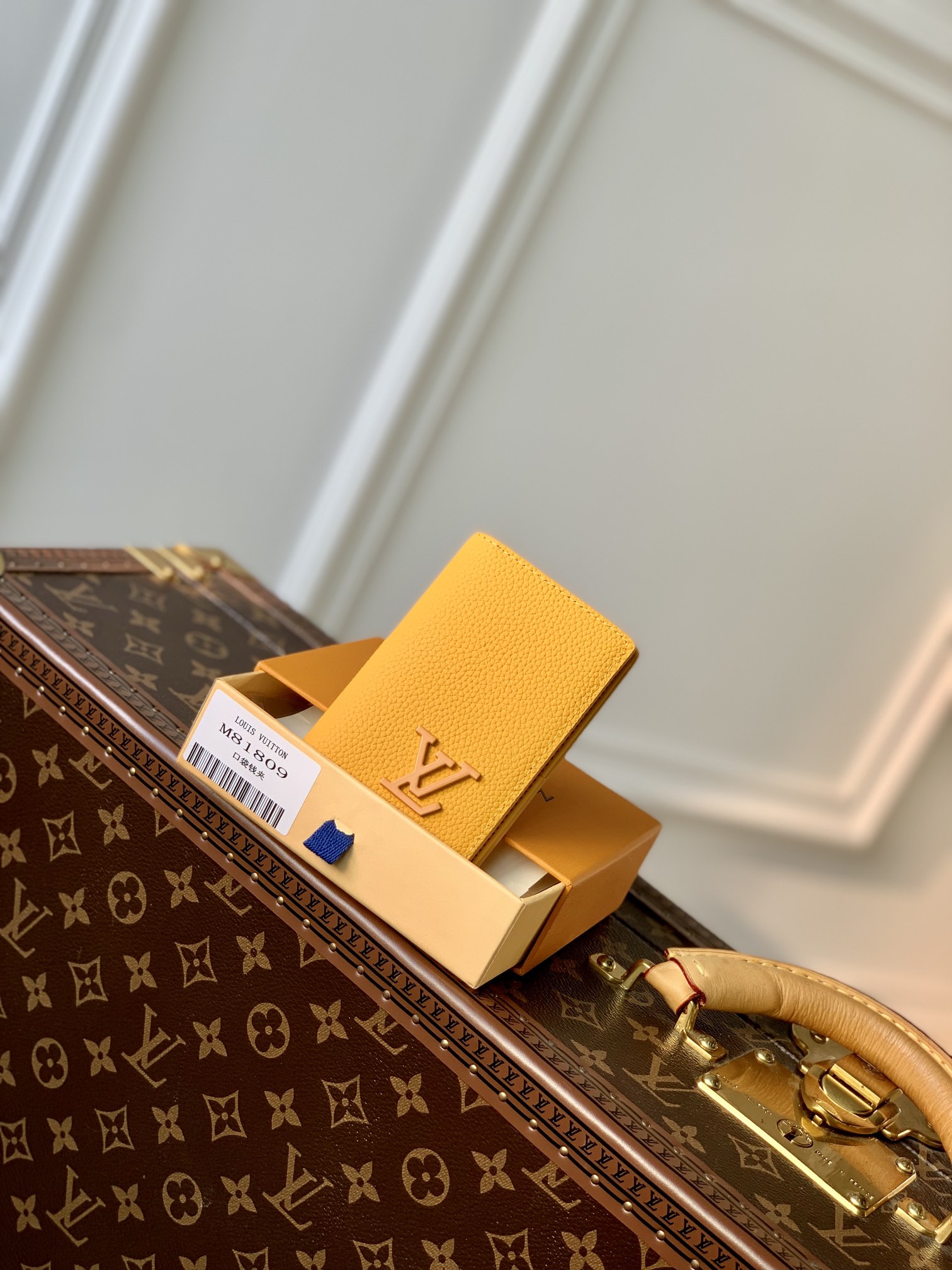 ArtsLuxury | Luxury Boutique