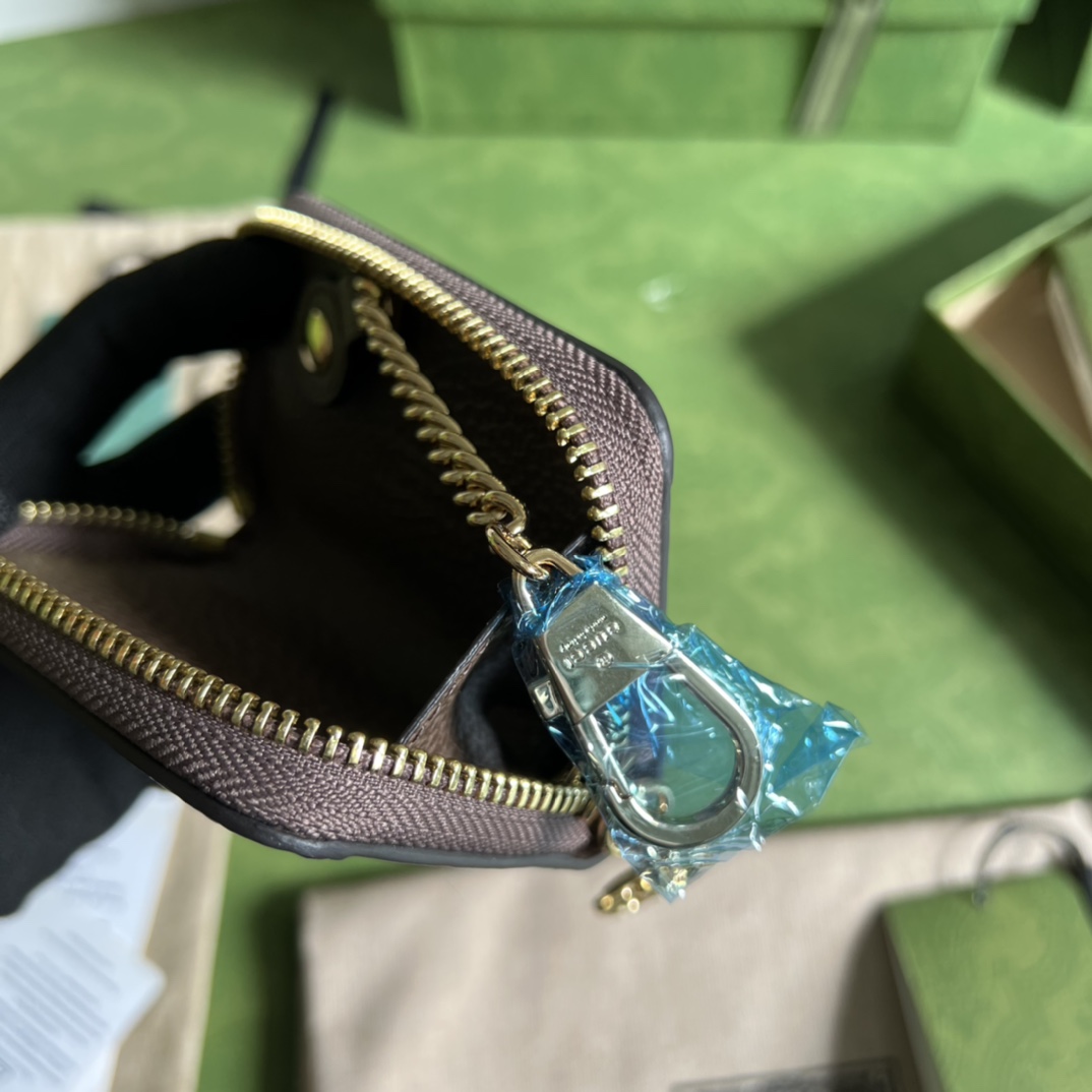 ArtsLuxury | Luxury Boutique