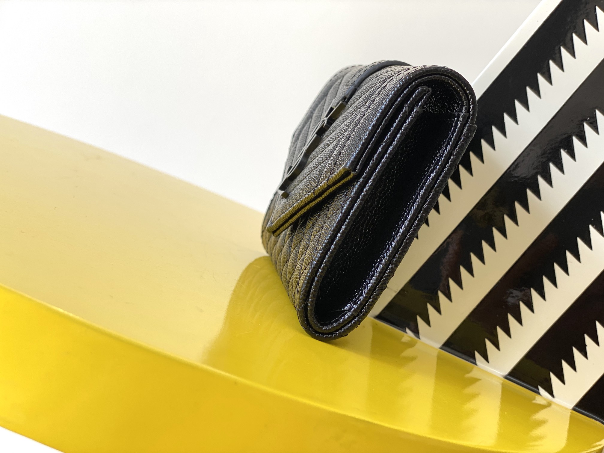 ArtsLuxury | Luxury Boutique