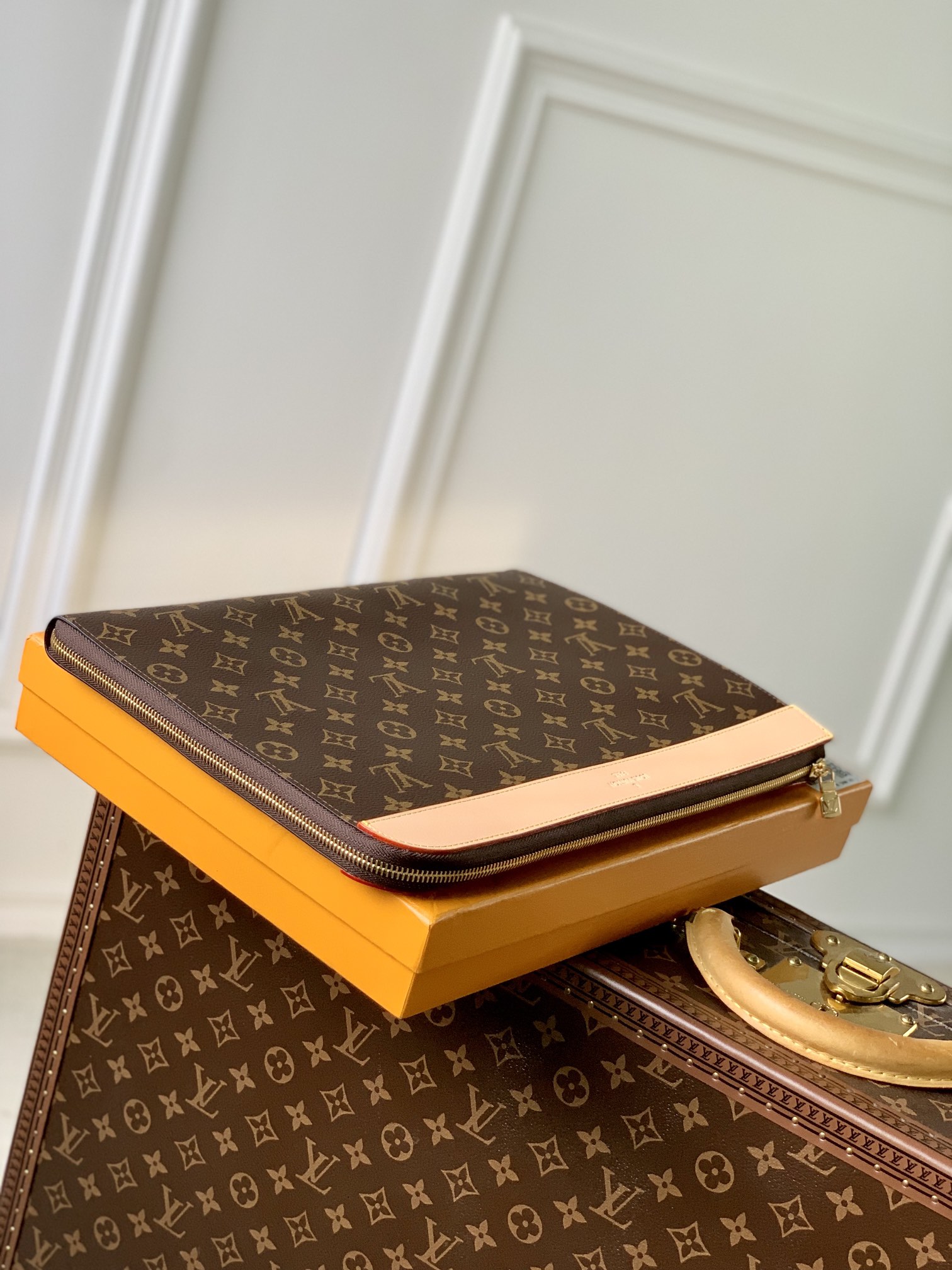 ArtsLuxury | Luxury Boutique