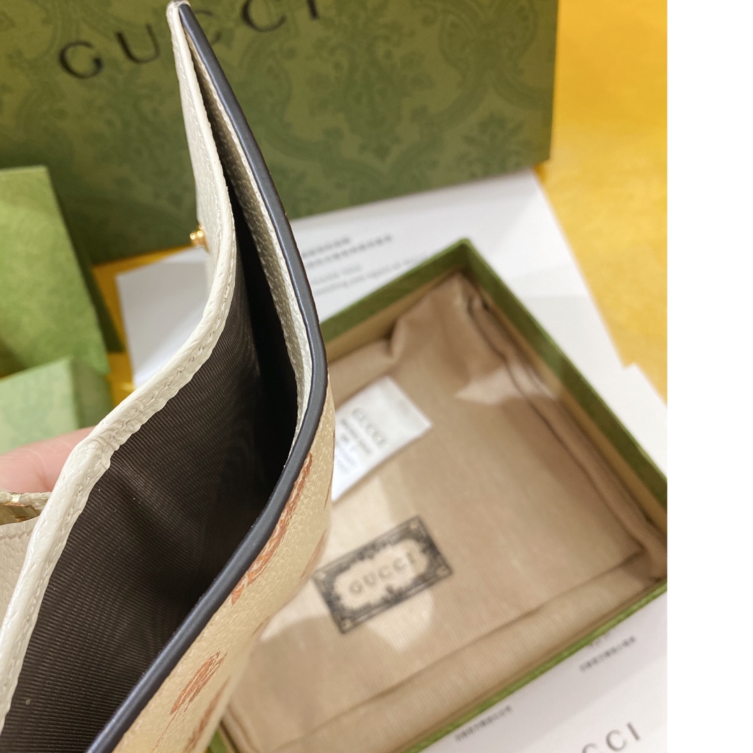 ArtsLuxury | Luxury Boutique