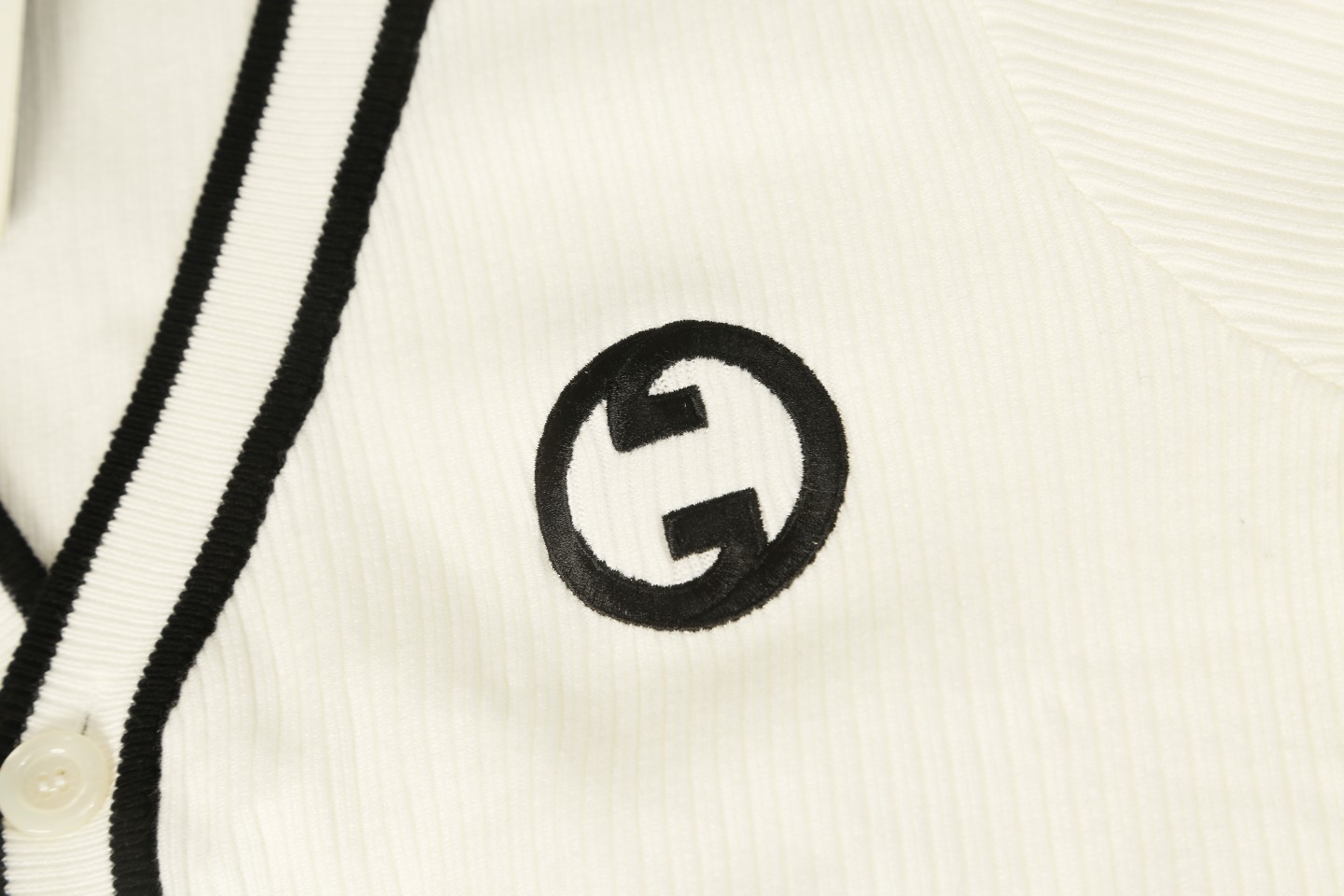 ArtsLuxury | Luxury Boutique