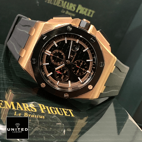 Audemars Piguet Royal Oak 26401RO.OO_.A002CA.02 Replica on the ap box