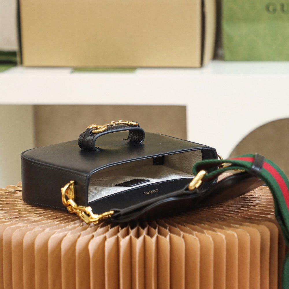 ArtsLuxury | Luxury Boutique