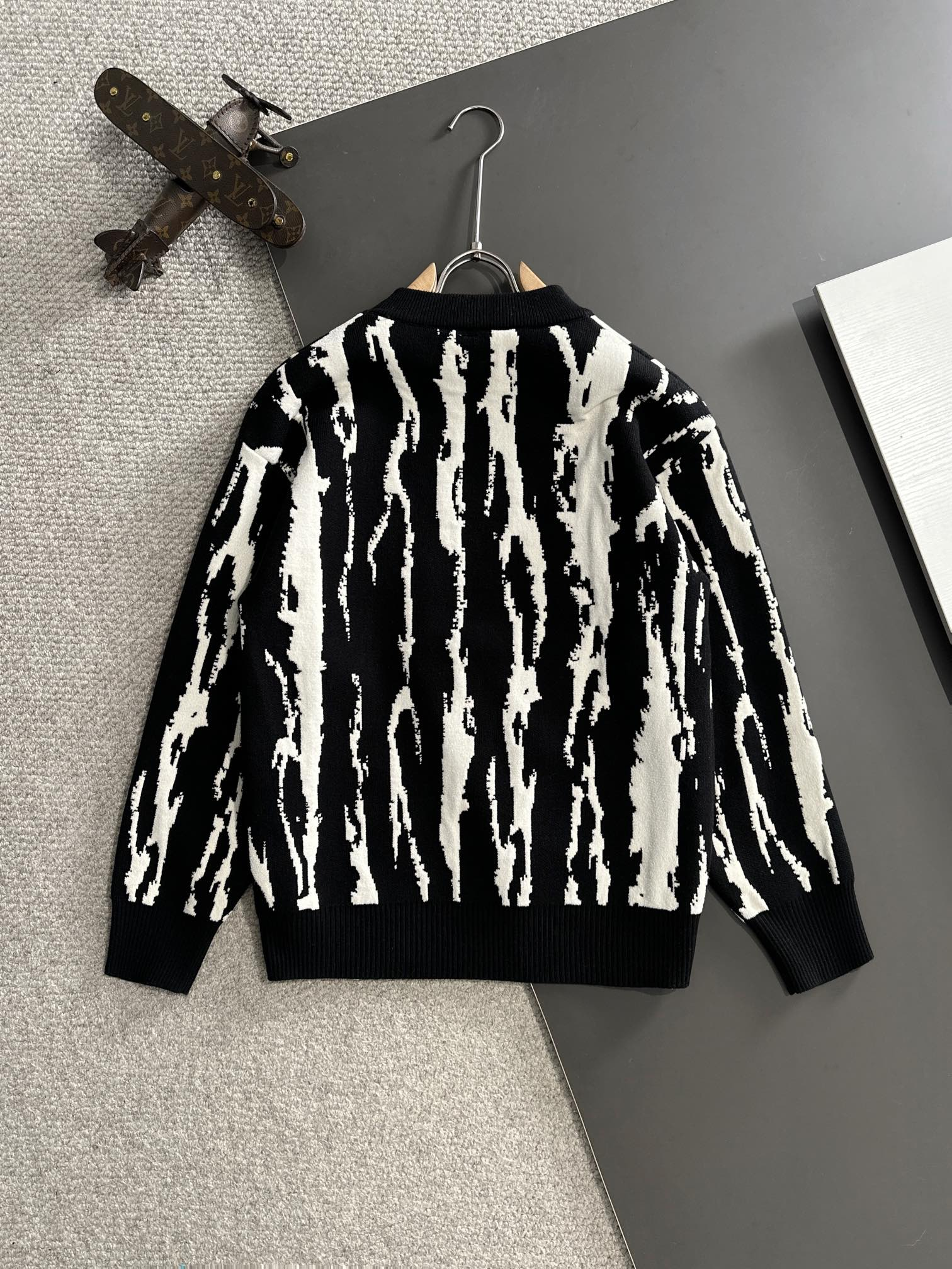 ArtsLuxury | Luxury Boutique