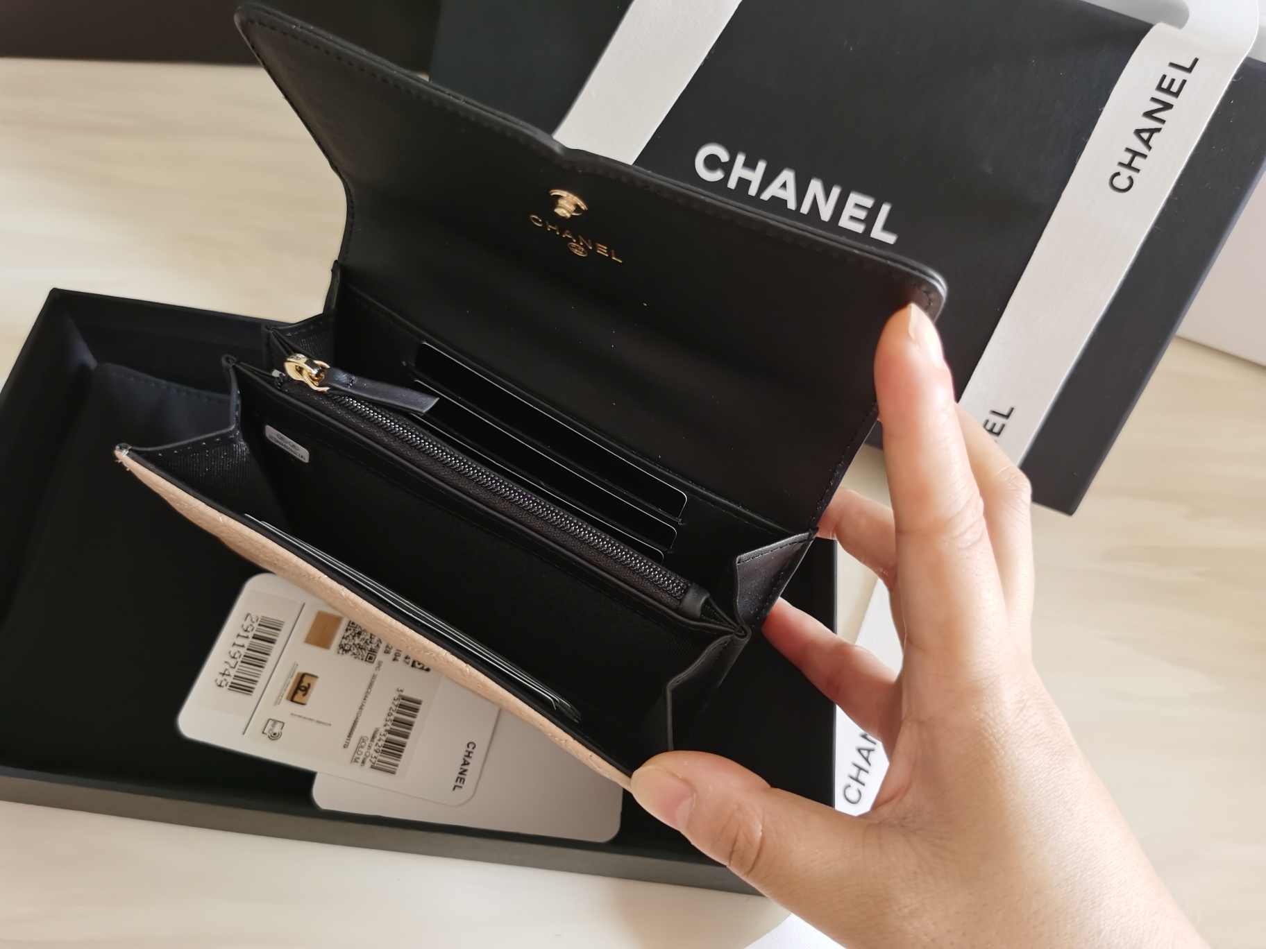 ArtsLuxury | Luxury Boutique