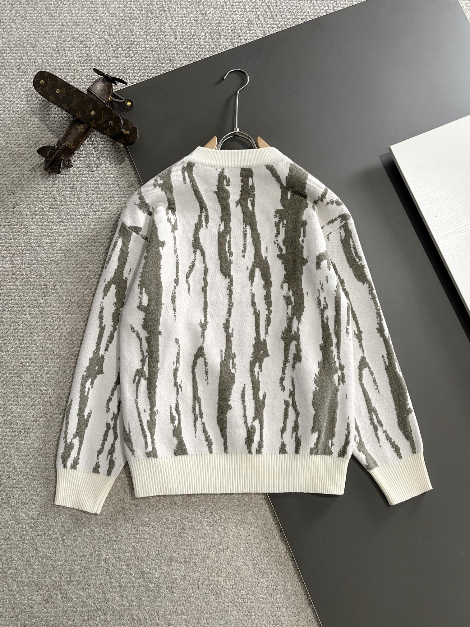 ArtsLuxury | Luxury Boutique