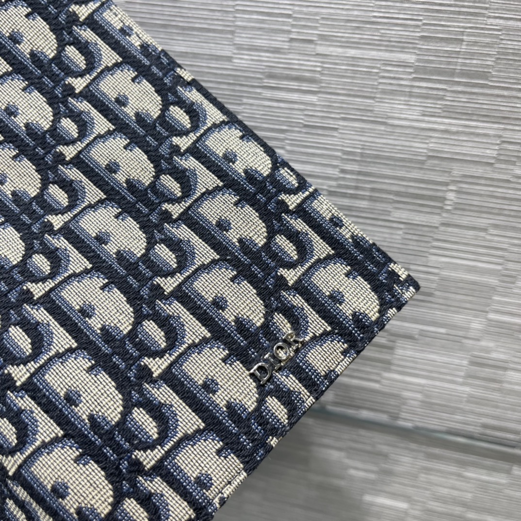 ArtsLuxury | Luxury Boutique