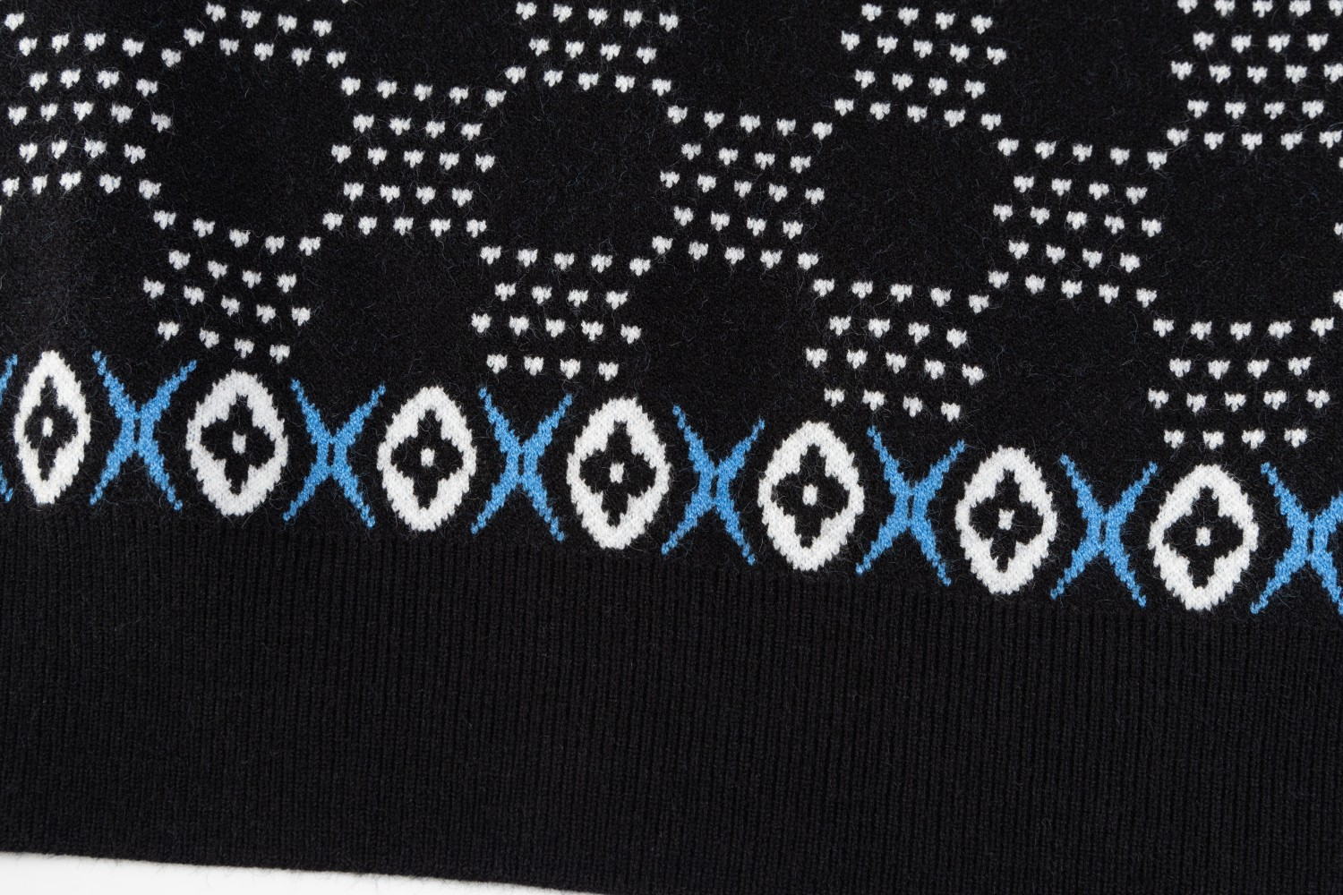 ArtsLuxury | Luxury Boutique