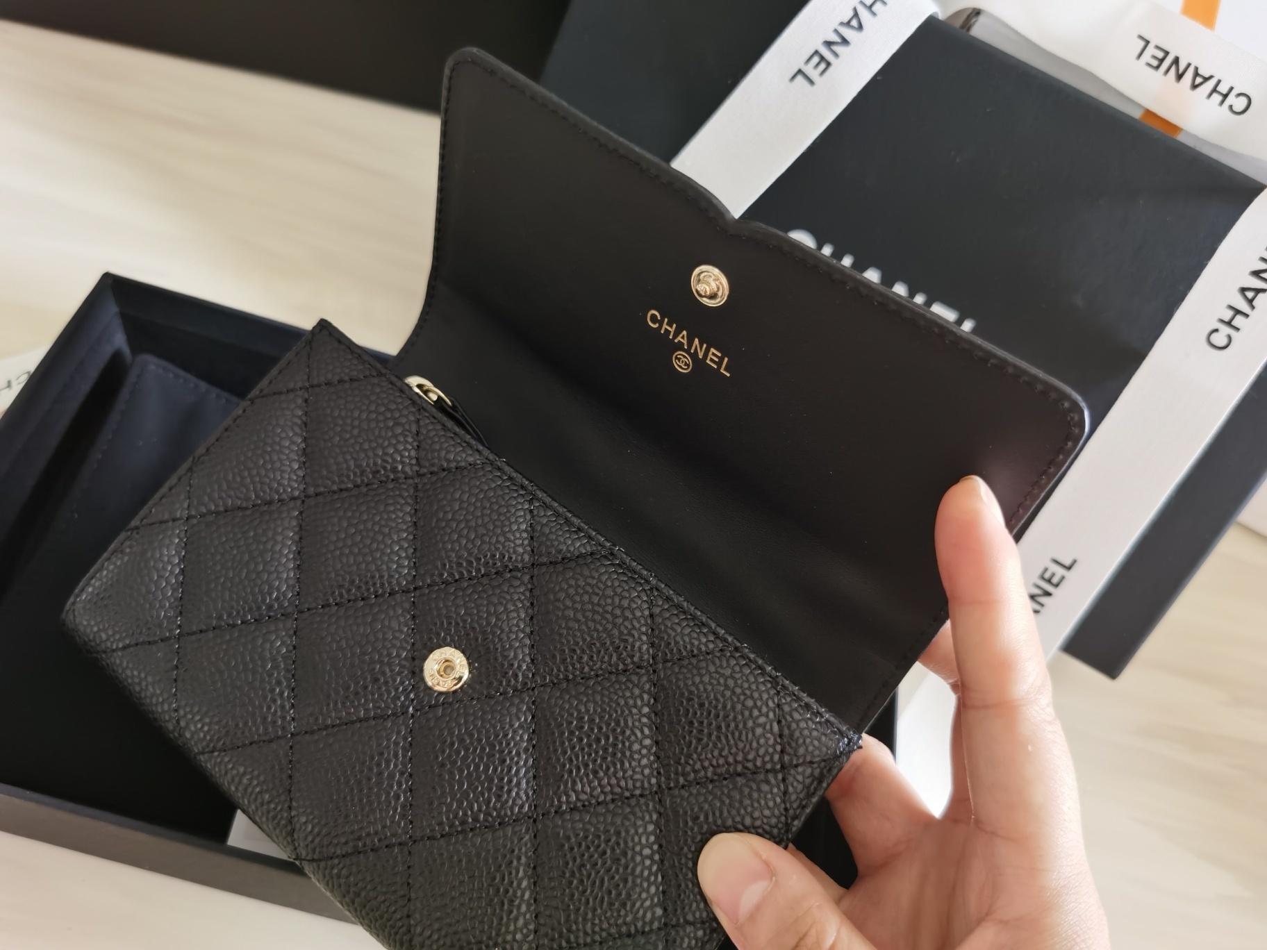 ArtsLuxury | Luxury Boutique