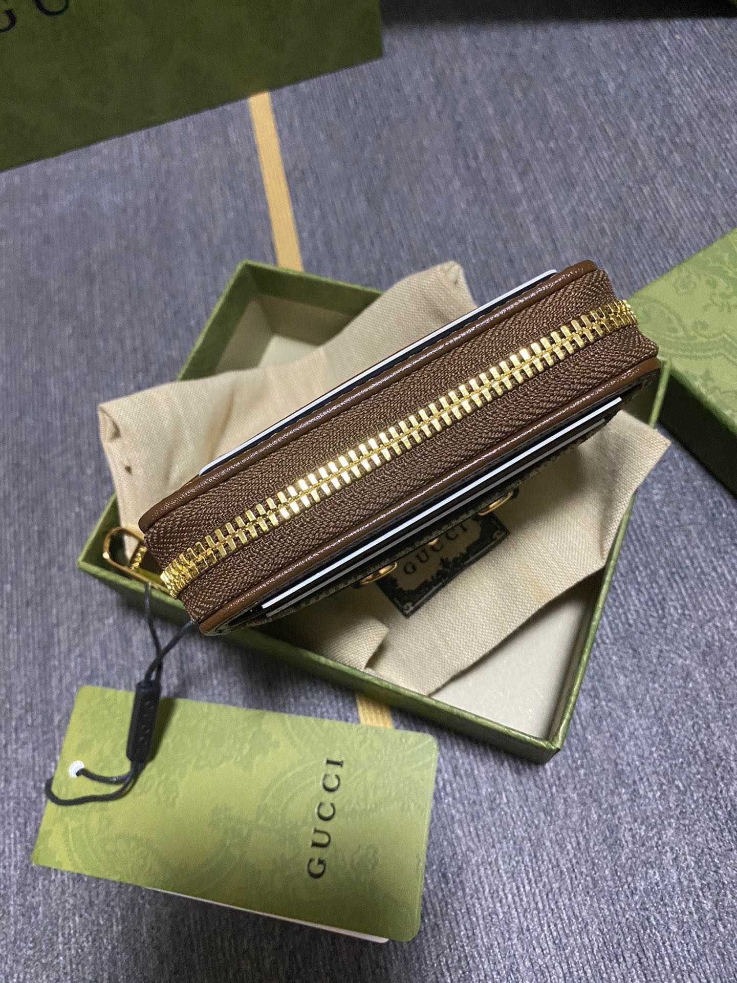 ArtsLuxury | Luxury Boutique