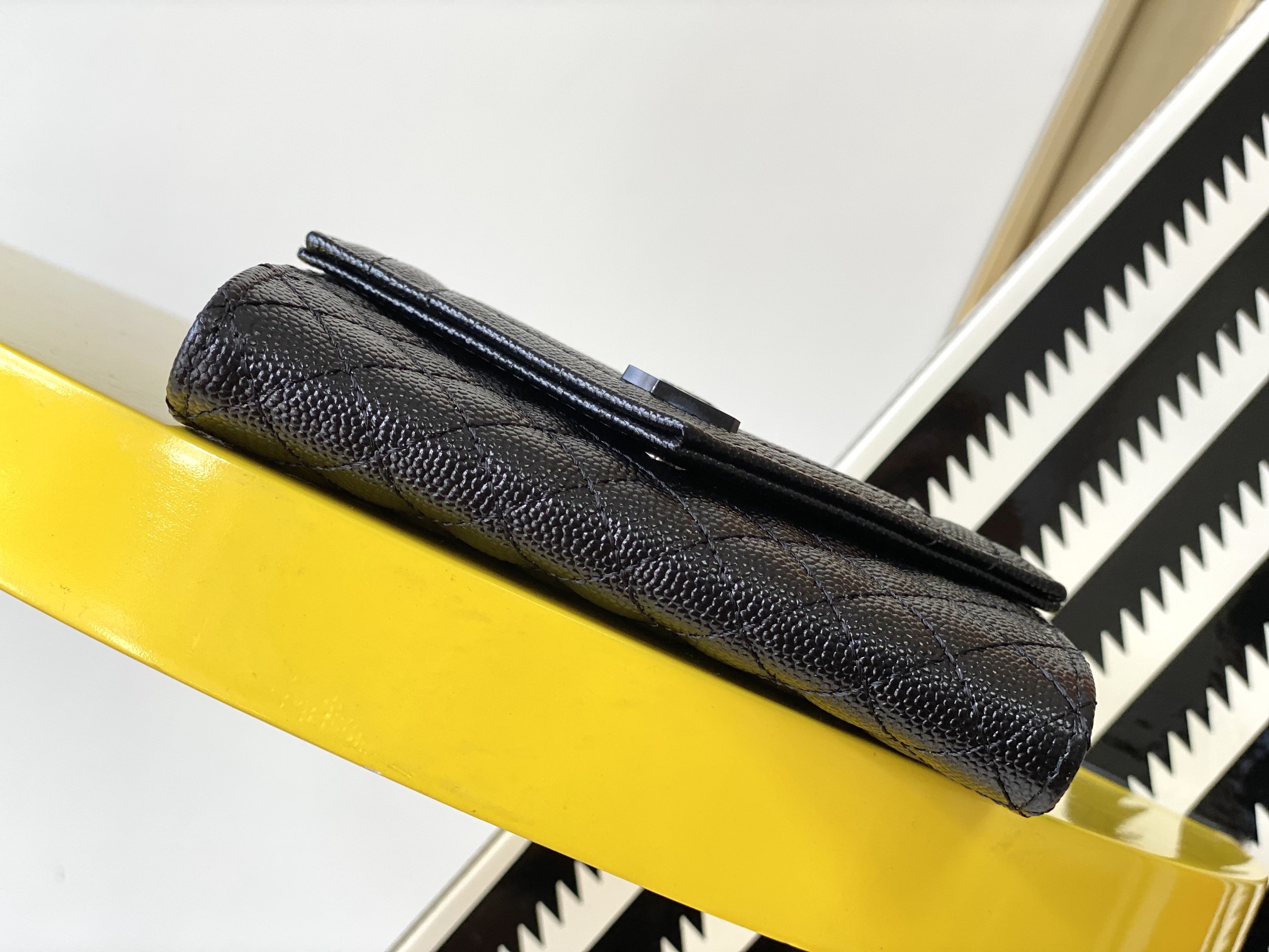 ArtsLuxury | Luxury Boutique