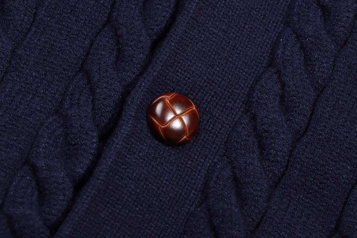 ArtsLuxury | Luxury Boutique