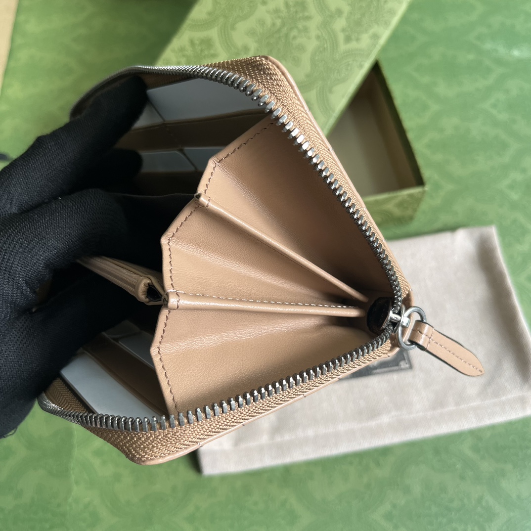 ArtsLuxury | Luxury Boutique