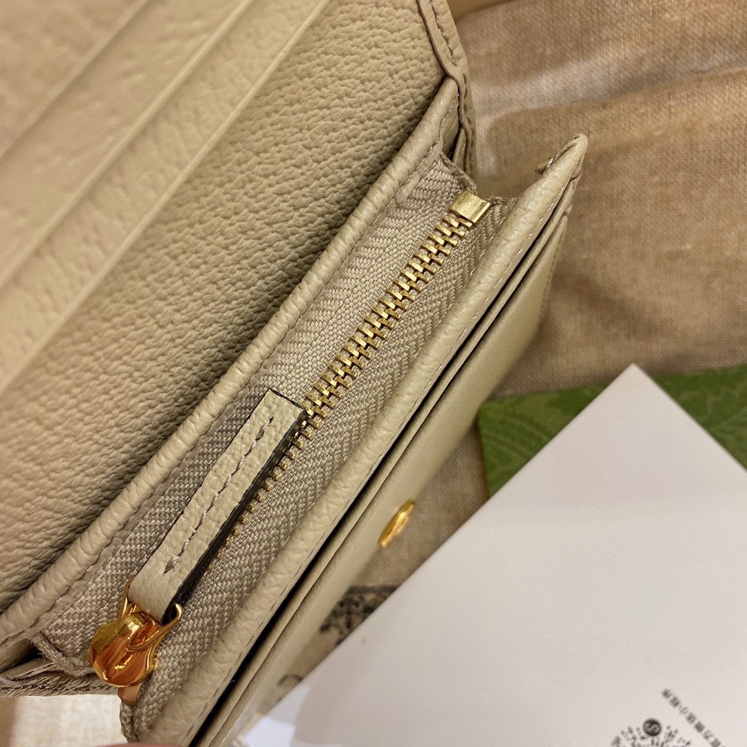 ArtsLuxury | Luxury Boutique