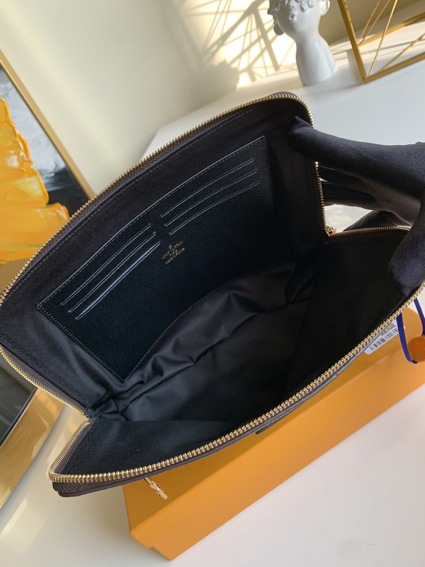 ArtsLuxury | Luxury Boutique