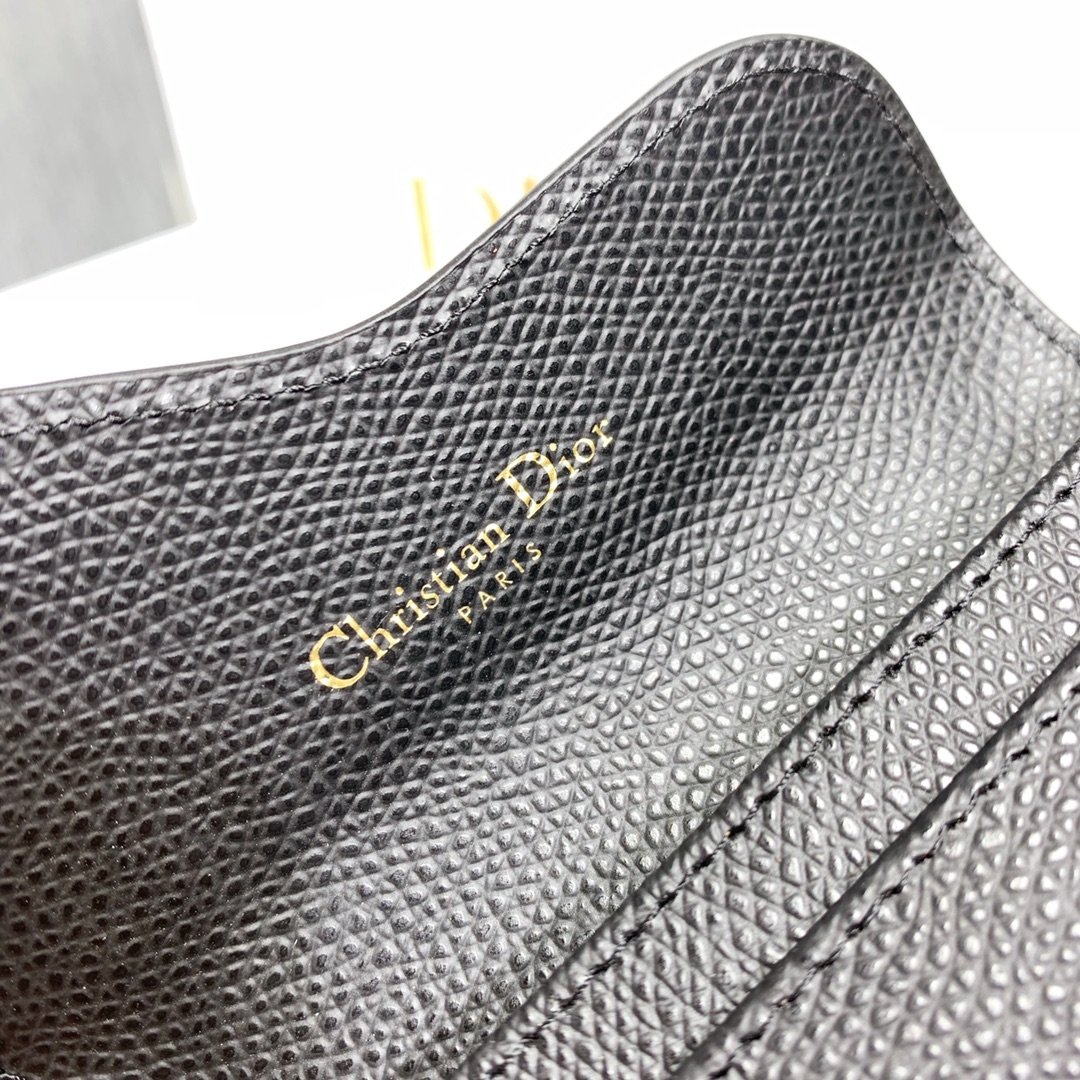 ArtsLuxury | Luxury Boutique