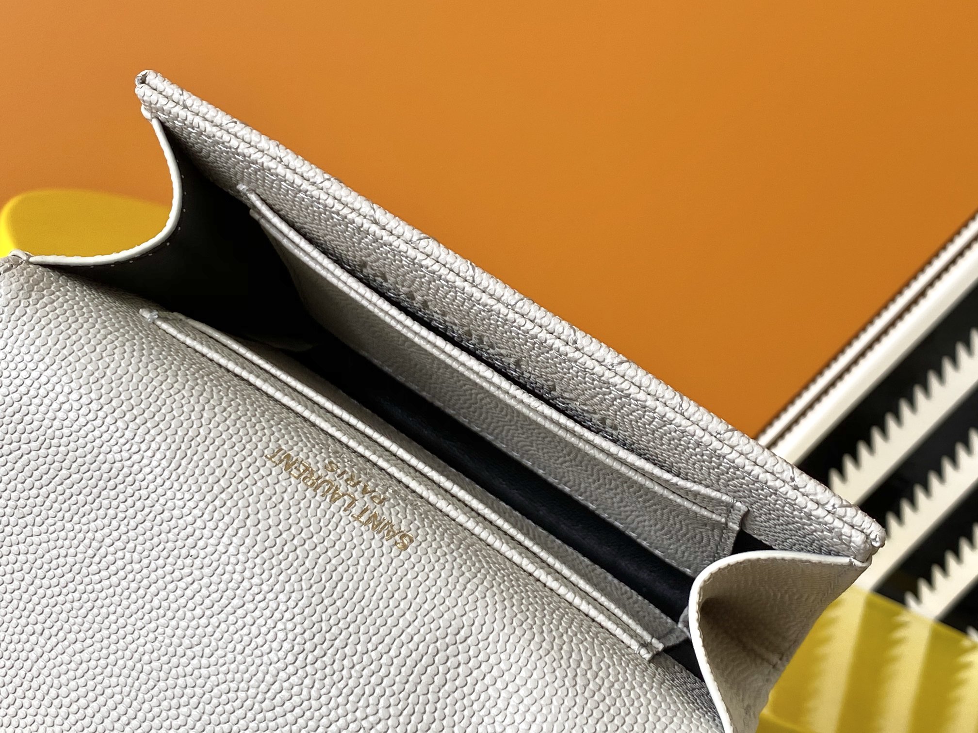 ArtsLuxury | Luxury Boutique