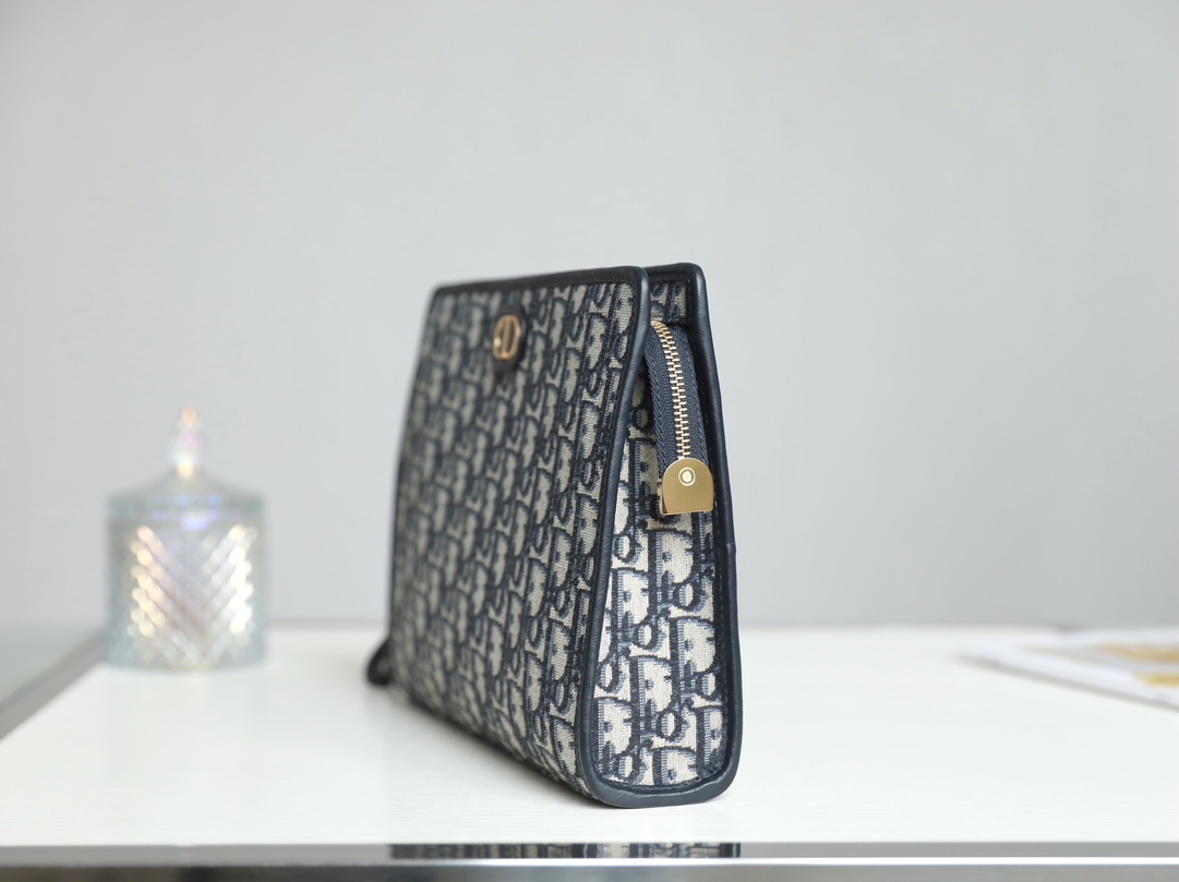 ArtsLuxury | Luxury Boutique