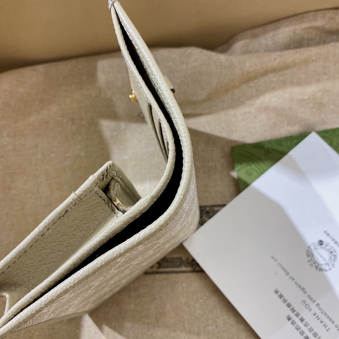 ArtsLuxury | Luxury Boutique