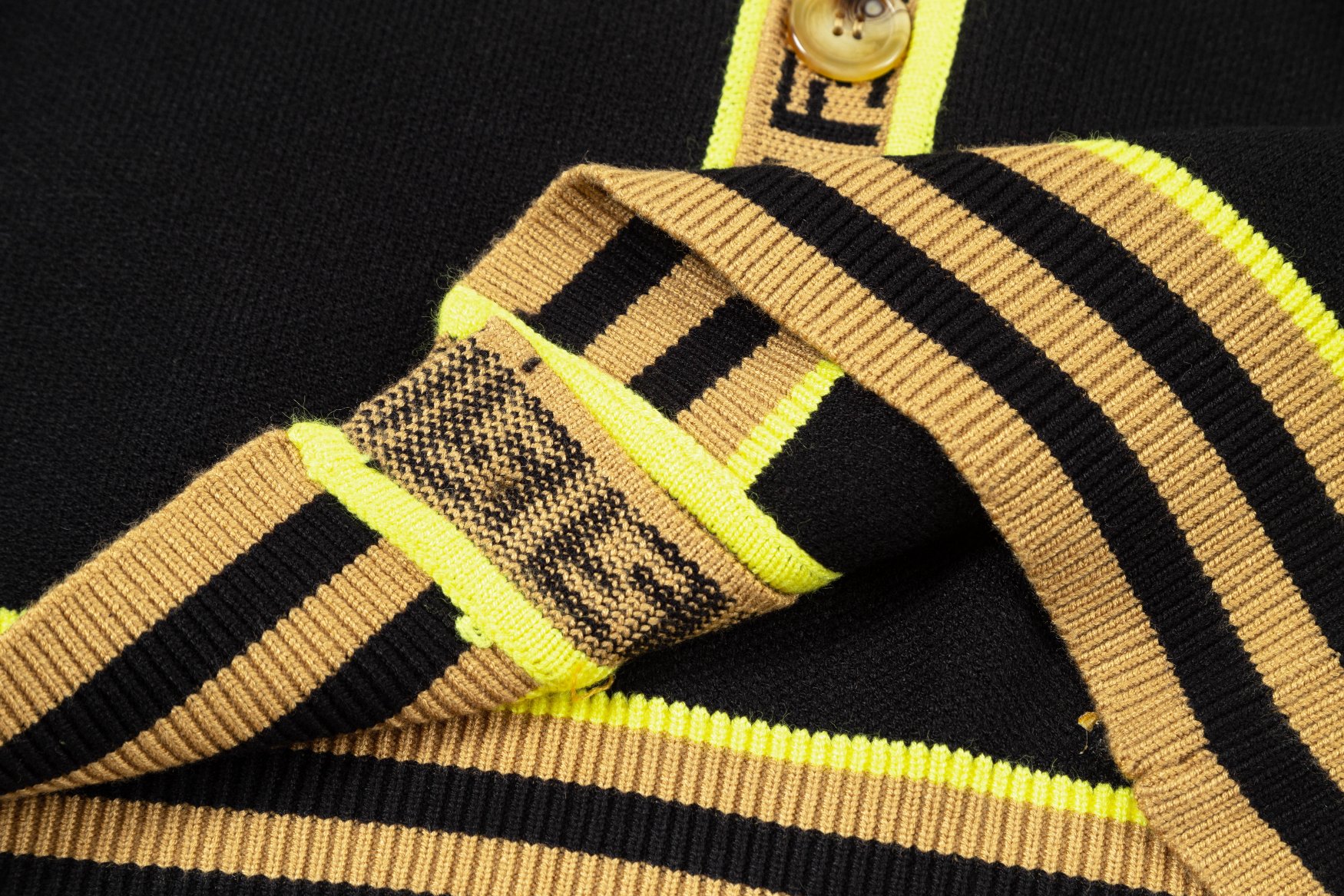 ArtsLuxury | Luxury Boutique