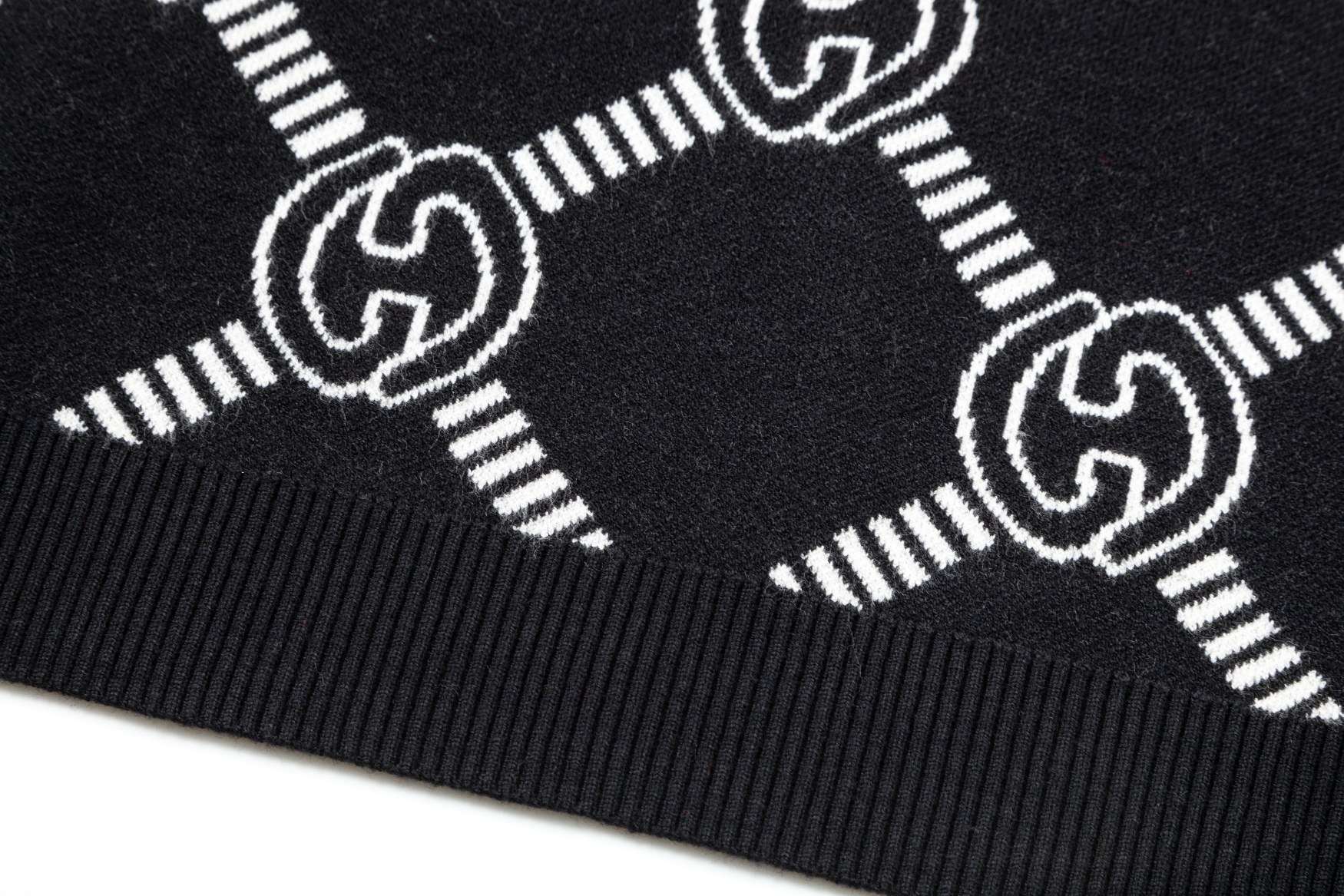 ArtsLuxury | Luxury Boutique