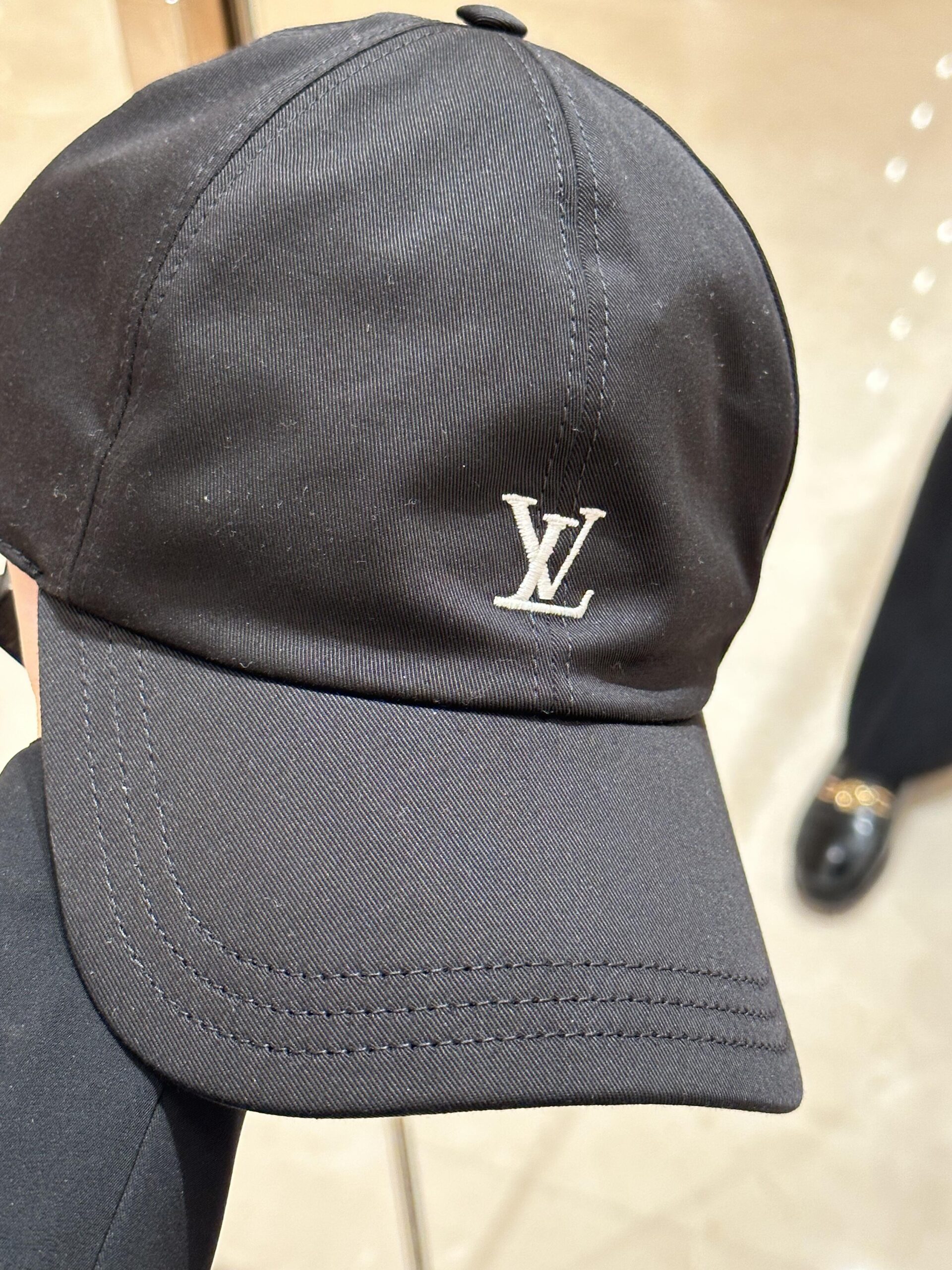 ArtsLuxury | Luxury Boutique