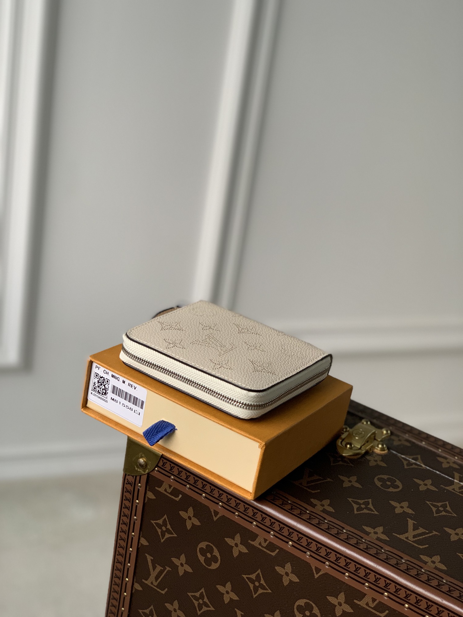 ArtsLuxury | Luxury Boutique