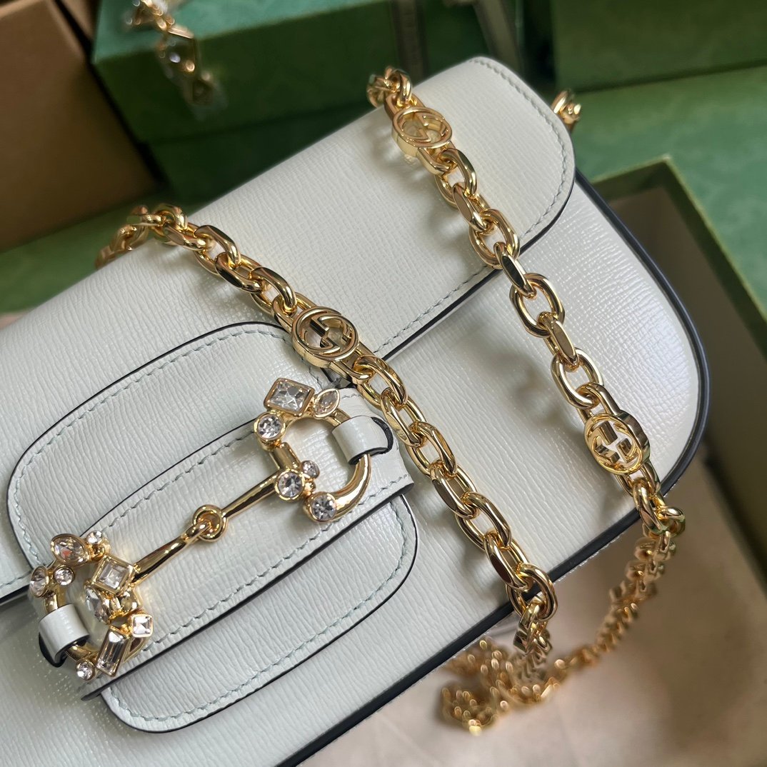 ArtsLuxury | Luxury Boutique