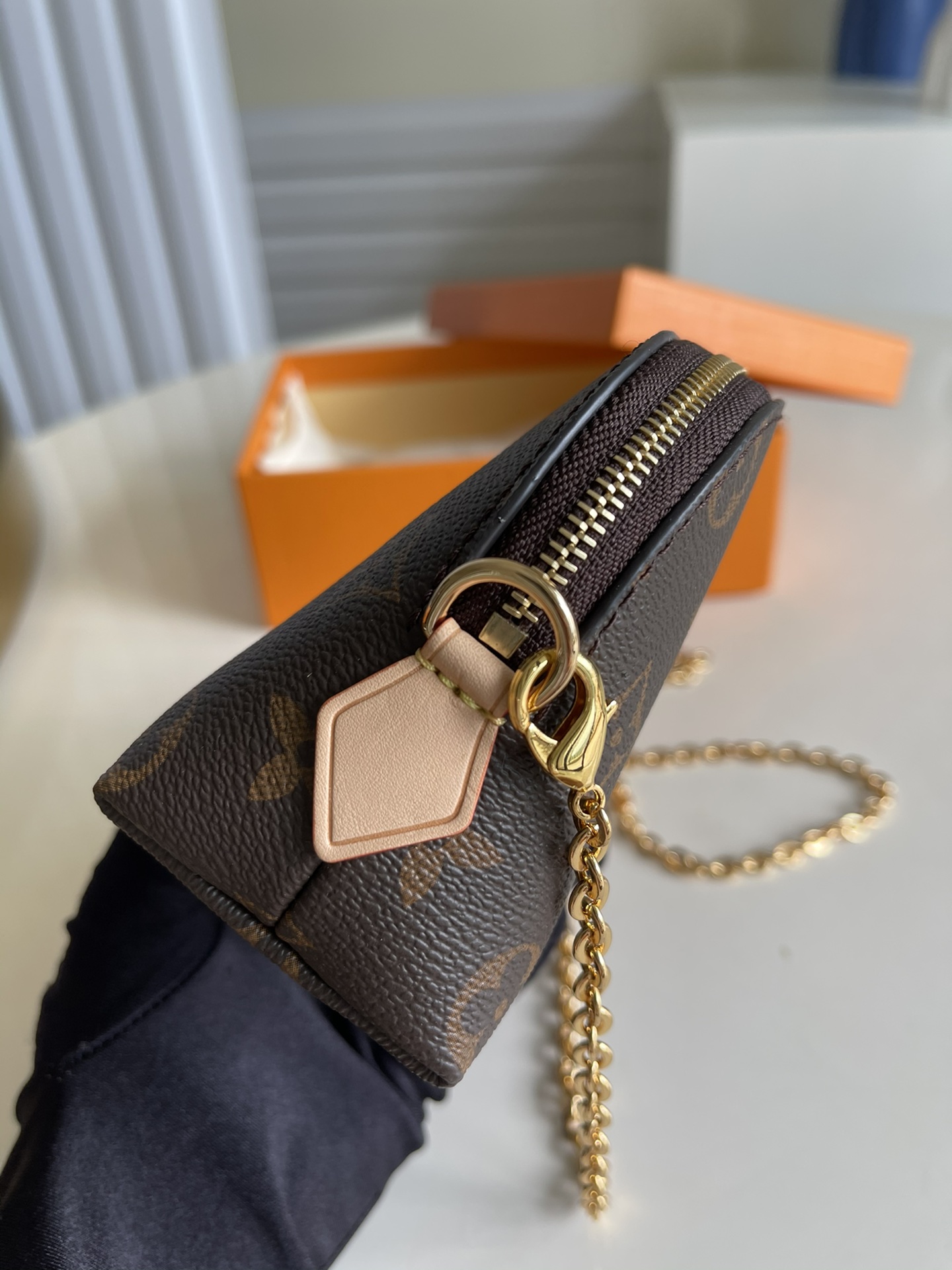 ArtsLuxury | Luxury Boutique