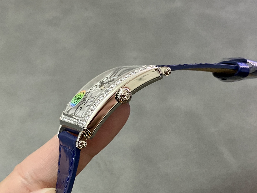 ArtsLuxury | Luxury Boutique