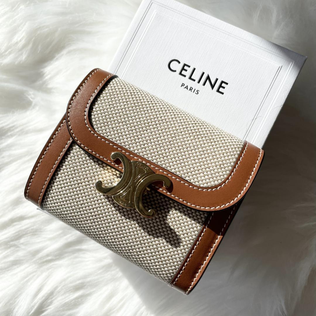 47%割引【激安アウトレット!】 正規新品❣️CELINE セリーヌ トリオンフ スモール 3つ折り財布 折り財布 小物-WWW.FIDAKENYA.ORG