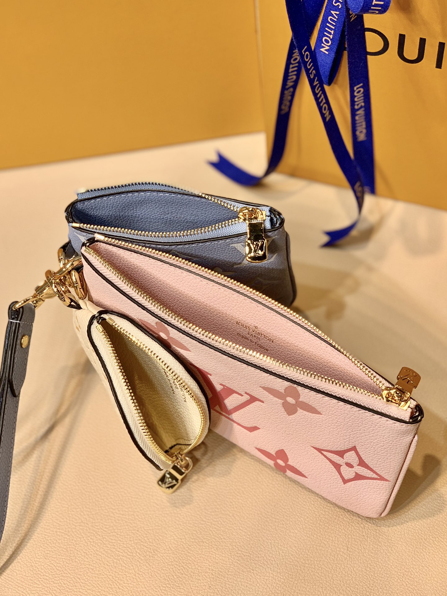 ArtsLuxury | Luxury Boutique