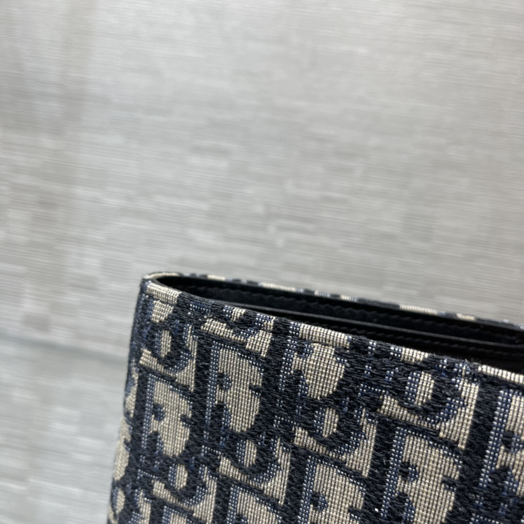 ArtsLuxury | Luxury Boutique